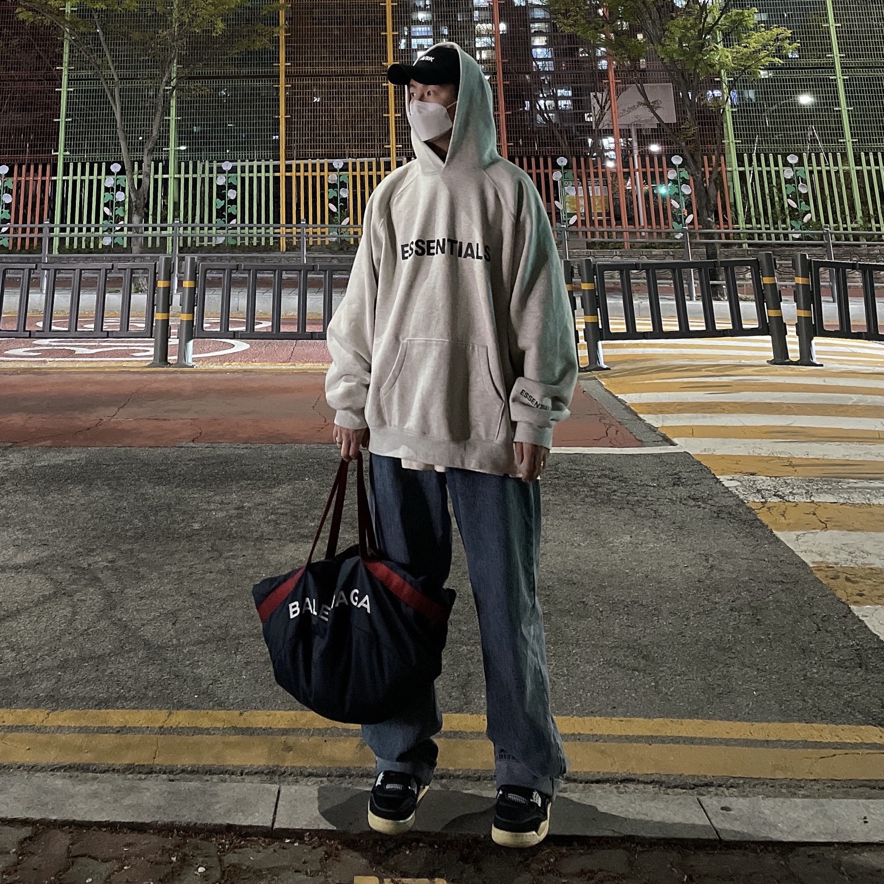Jordan 4 x Union Retro Off Noir, Essentials 3D Silicon Applique Pullover Hoodie Oatmeal/Oatmeal Heather/Light Heather Oatmeal 2020 착용 스타일 - 1