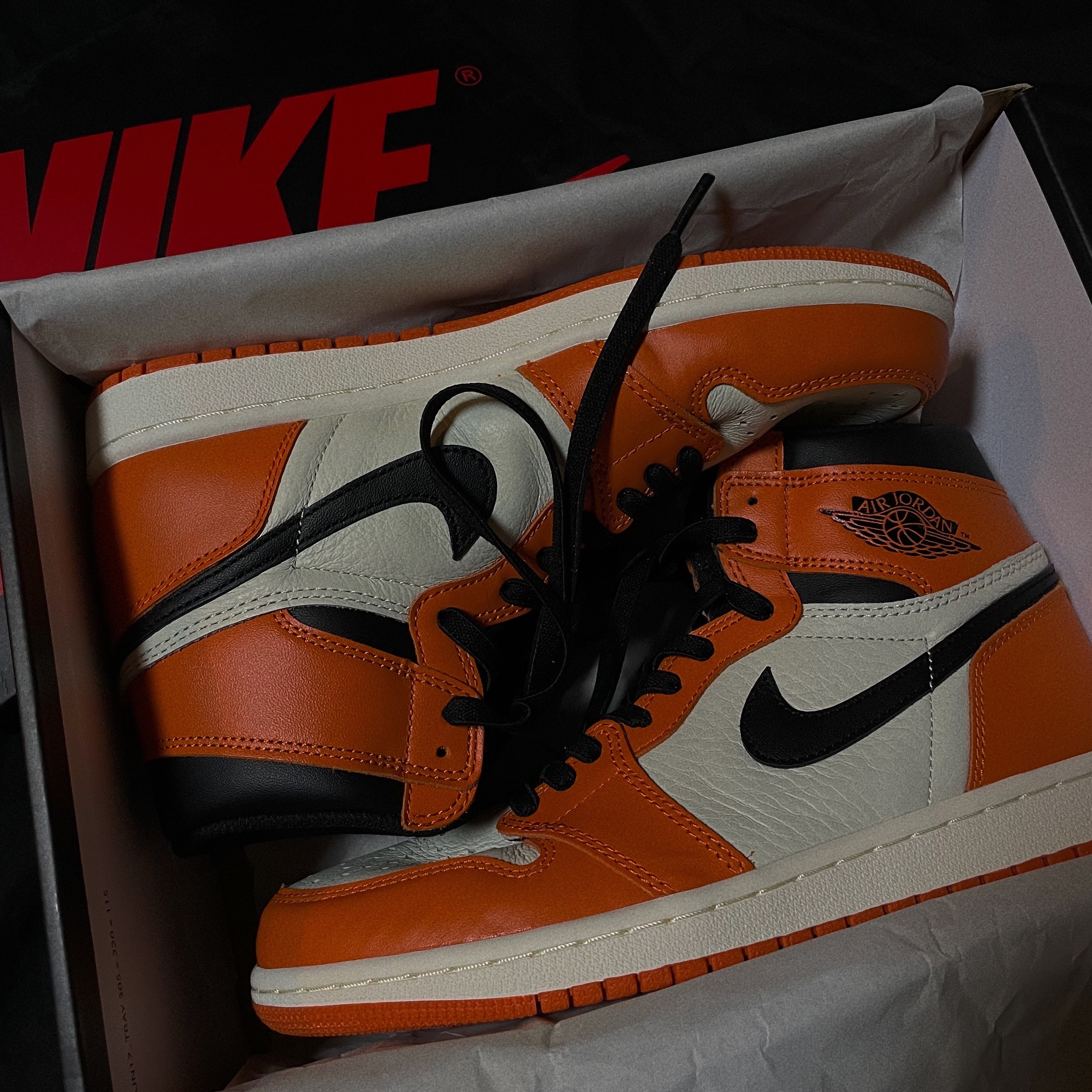 Jordan 1 Retro High OG Reverse Shattered Backboard, (GS) Jordan 1 Retro High OG Reverse Shattered Backboard 착용 스타일
