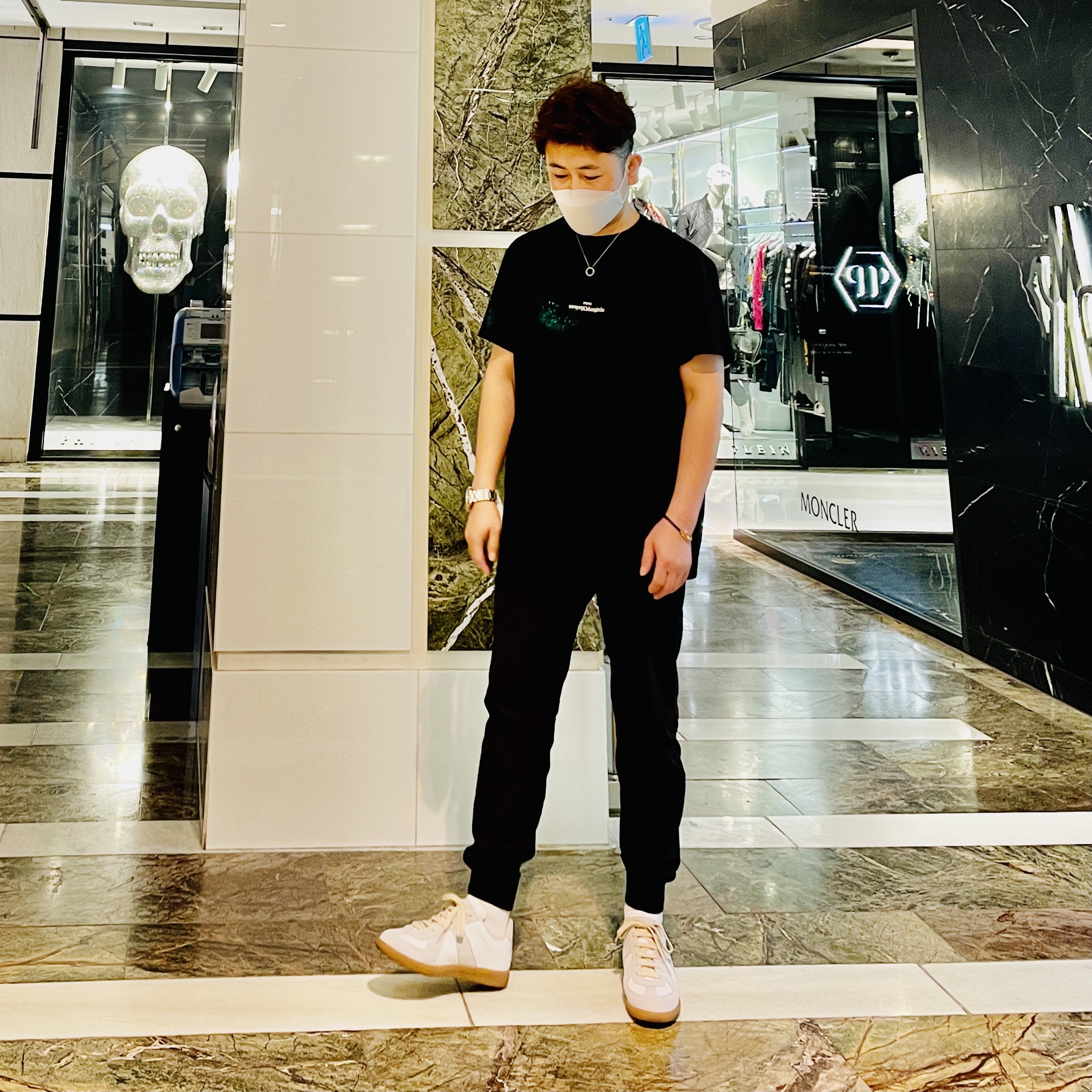 Maison Margiela Calfskin Replica Sneakers 착용 스타일 - 3