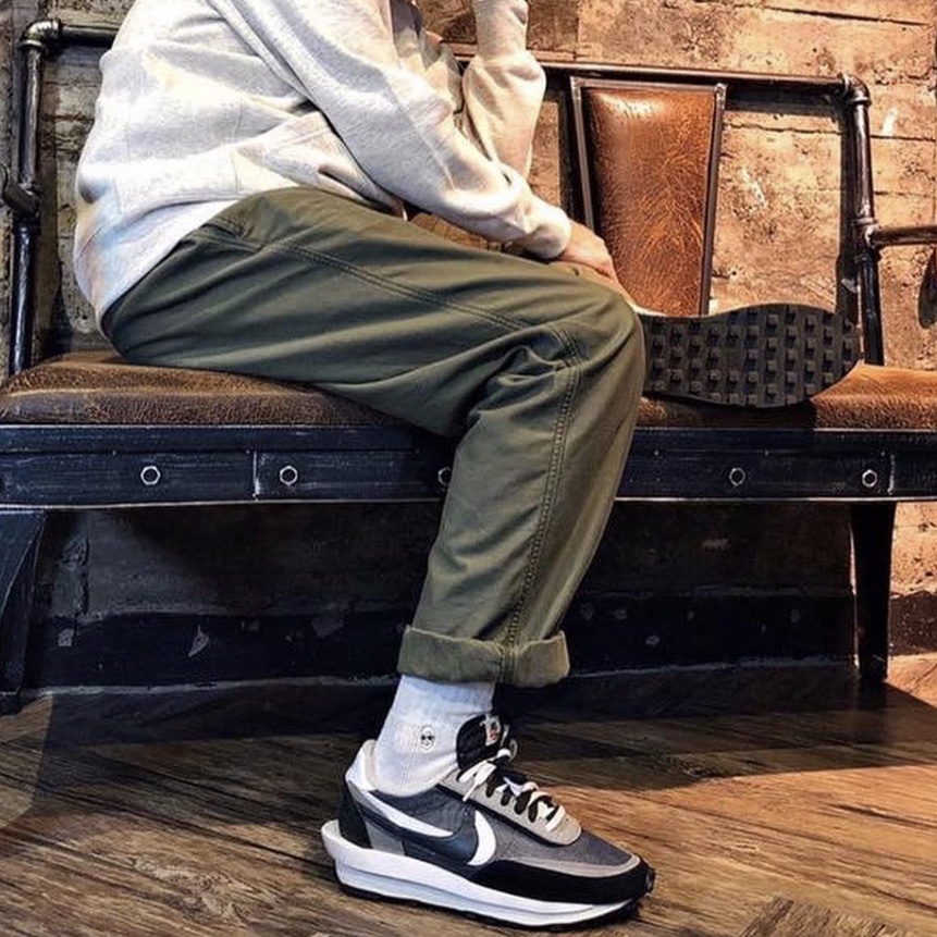 Nike x Sacai LDWaffle Black 착용 스타일