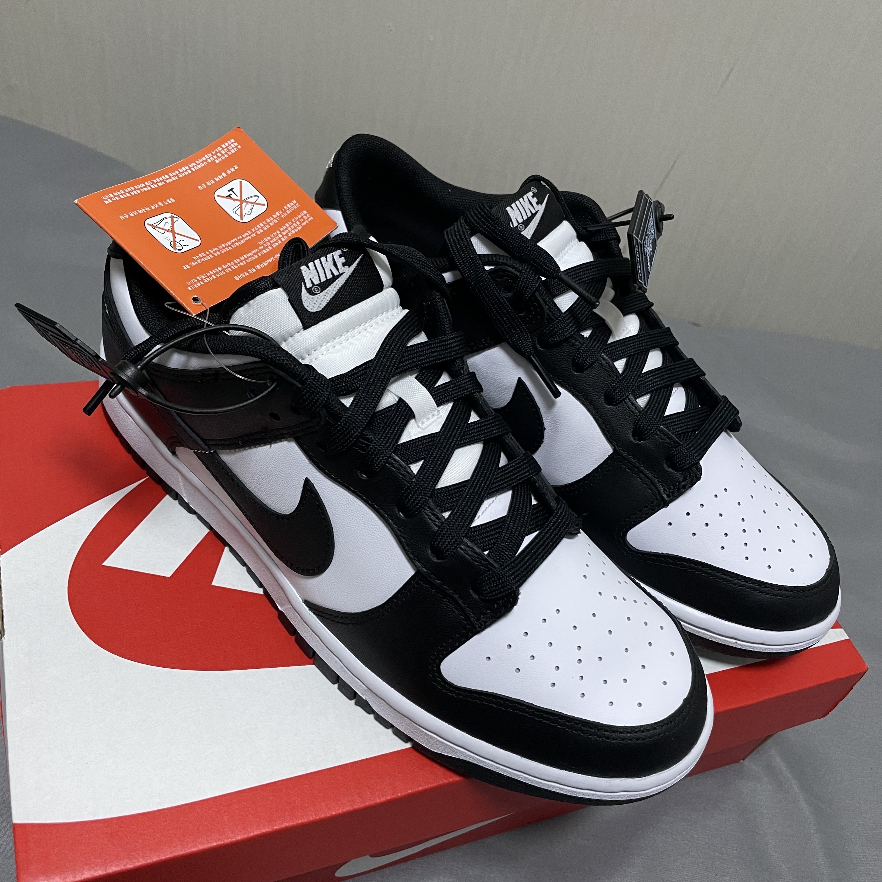 Nike Dunk Low Retro Black 착용 스타일 - 3