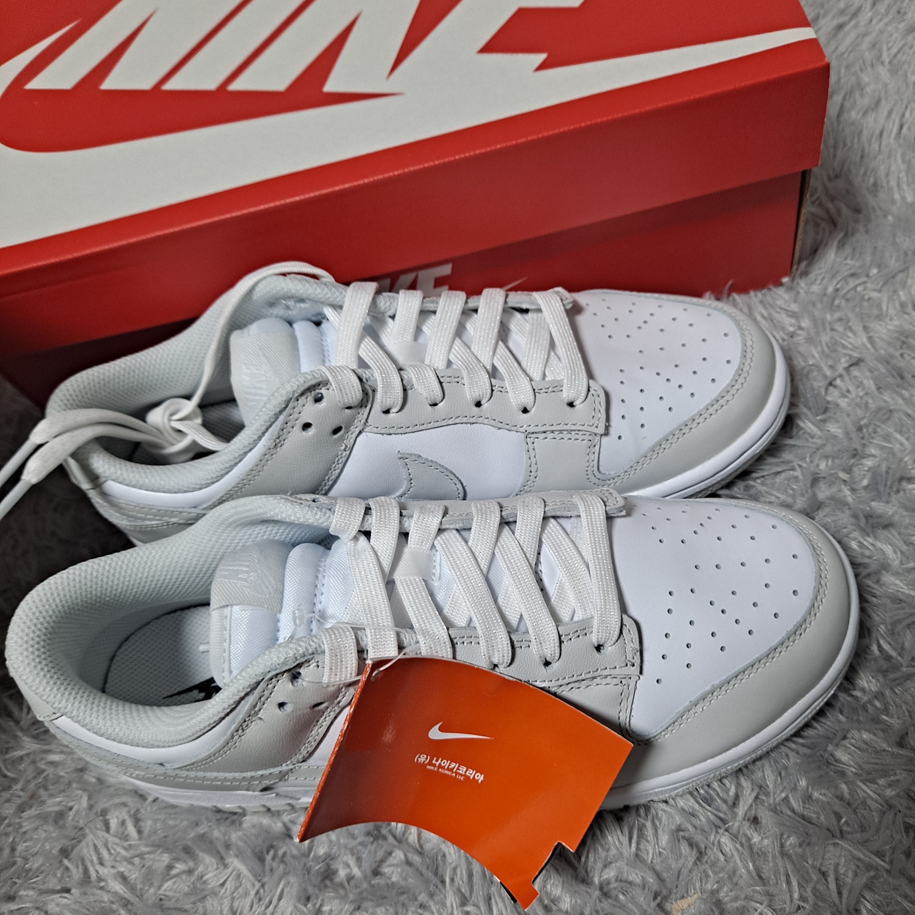 (W) Nike Dunk Low Photon Dust 착용 스타일