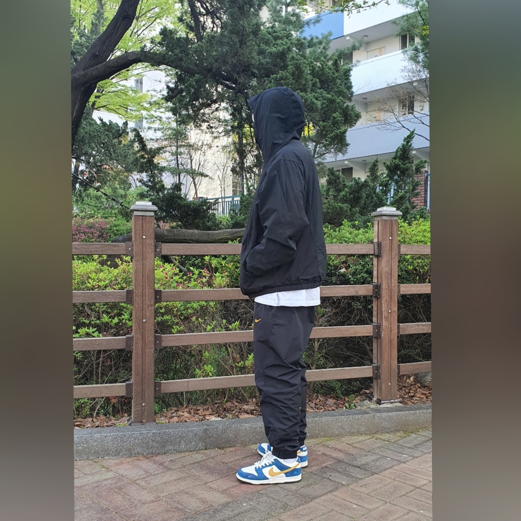 Nike x Kasina Dunk Low 80's Bus, Nike x Drake Nocta Essential Track Pants Black - US/EU 착용 스타일 - 1