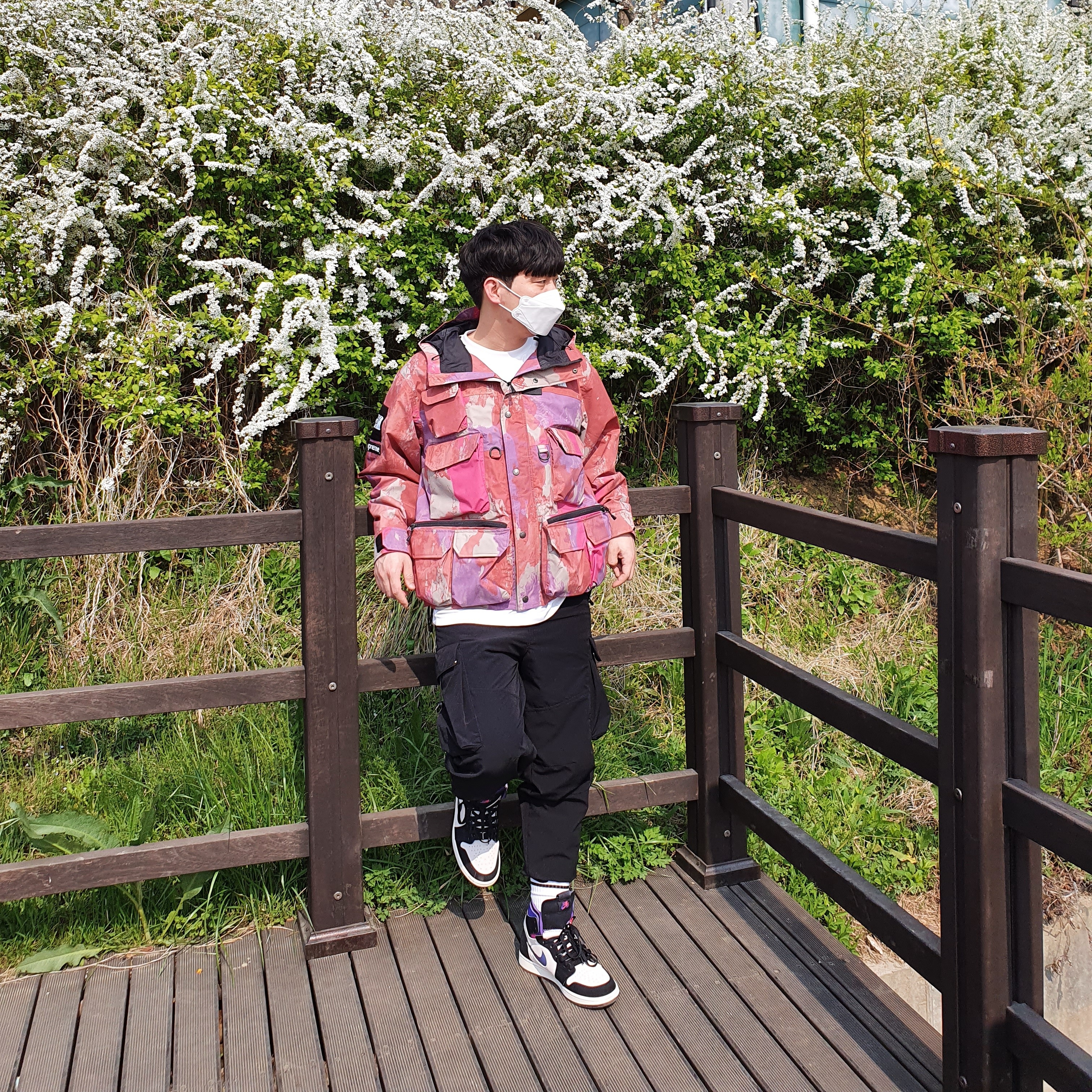 Supreme x The North Face Cargo Jacket Multi-Color - 20SS, Jordan 1 x Paris Saint-Germain Zoom Air CMFT 착용 스타일 - 3