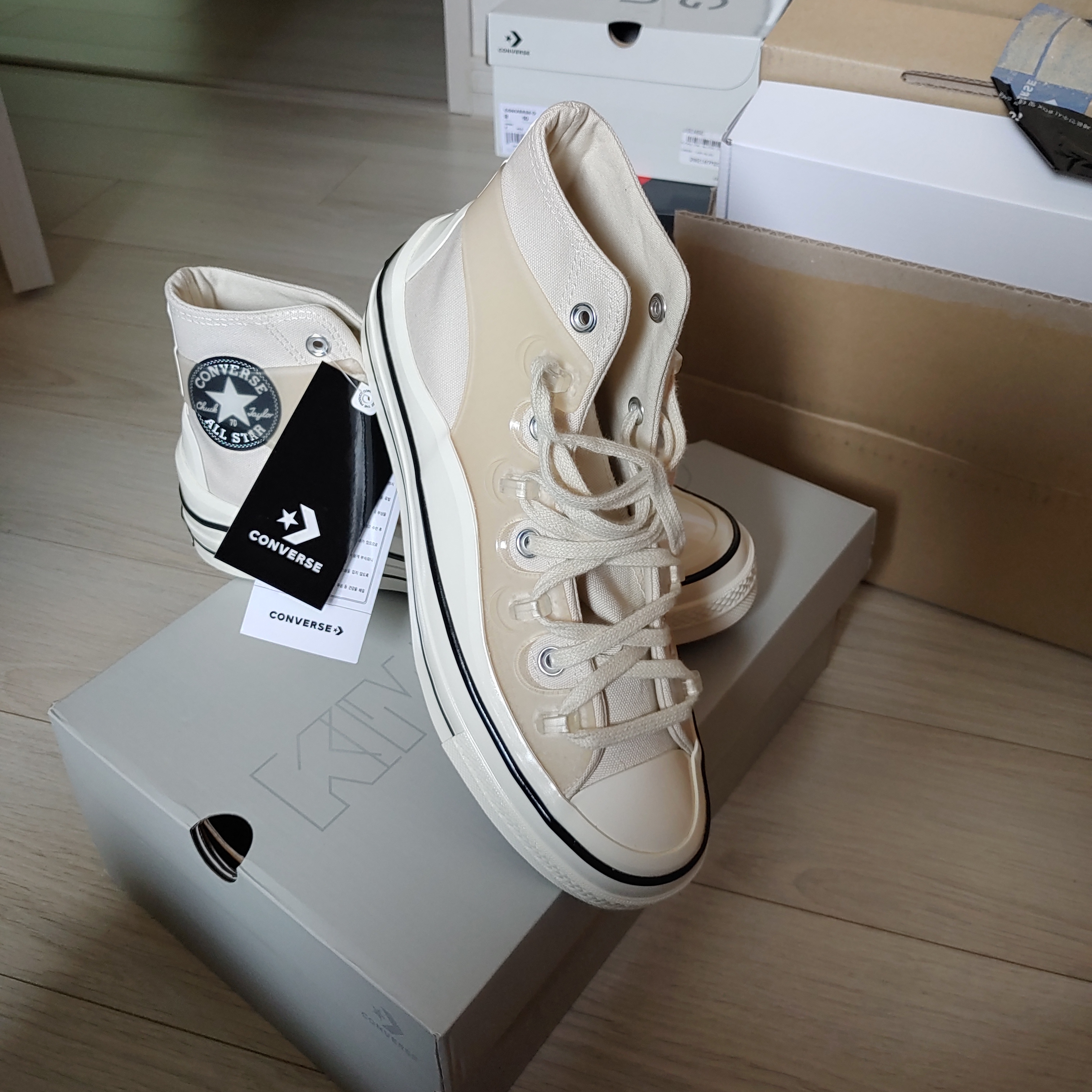 Converse x Kim Jones Chuck 70 Utility Wave High Natural Ivory 착용 스타일 - 3