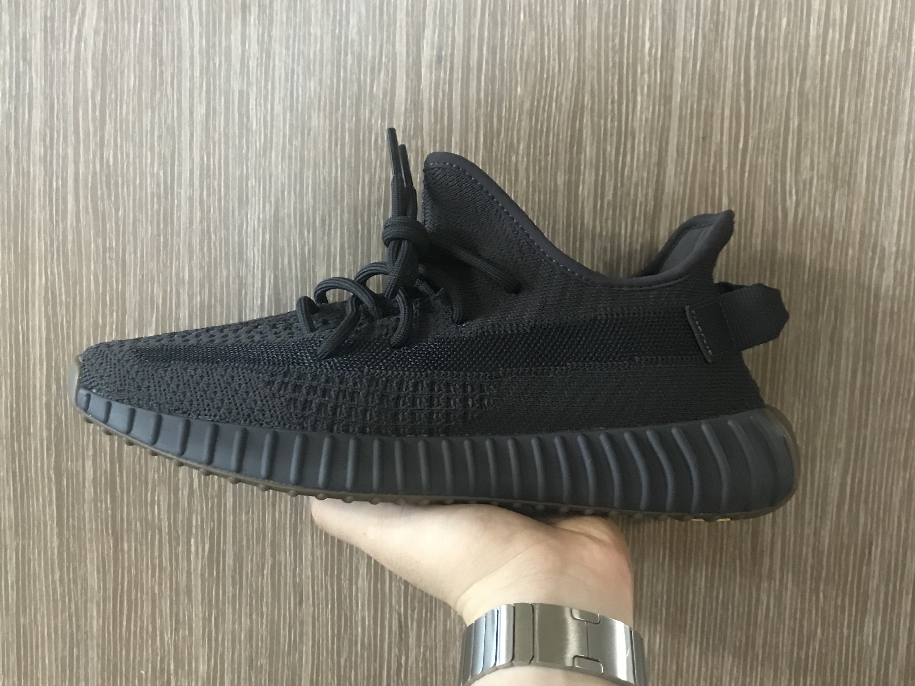 Adidas Yeezy Boost 350 V2 Cinder, Adidas Yeezy Boost 350 V2 Beluga 2.0 착용 스타일 - 1