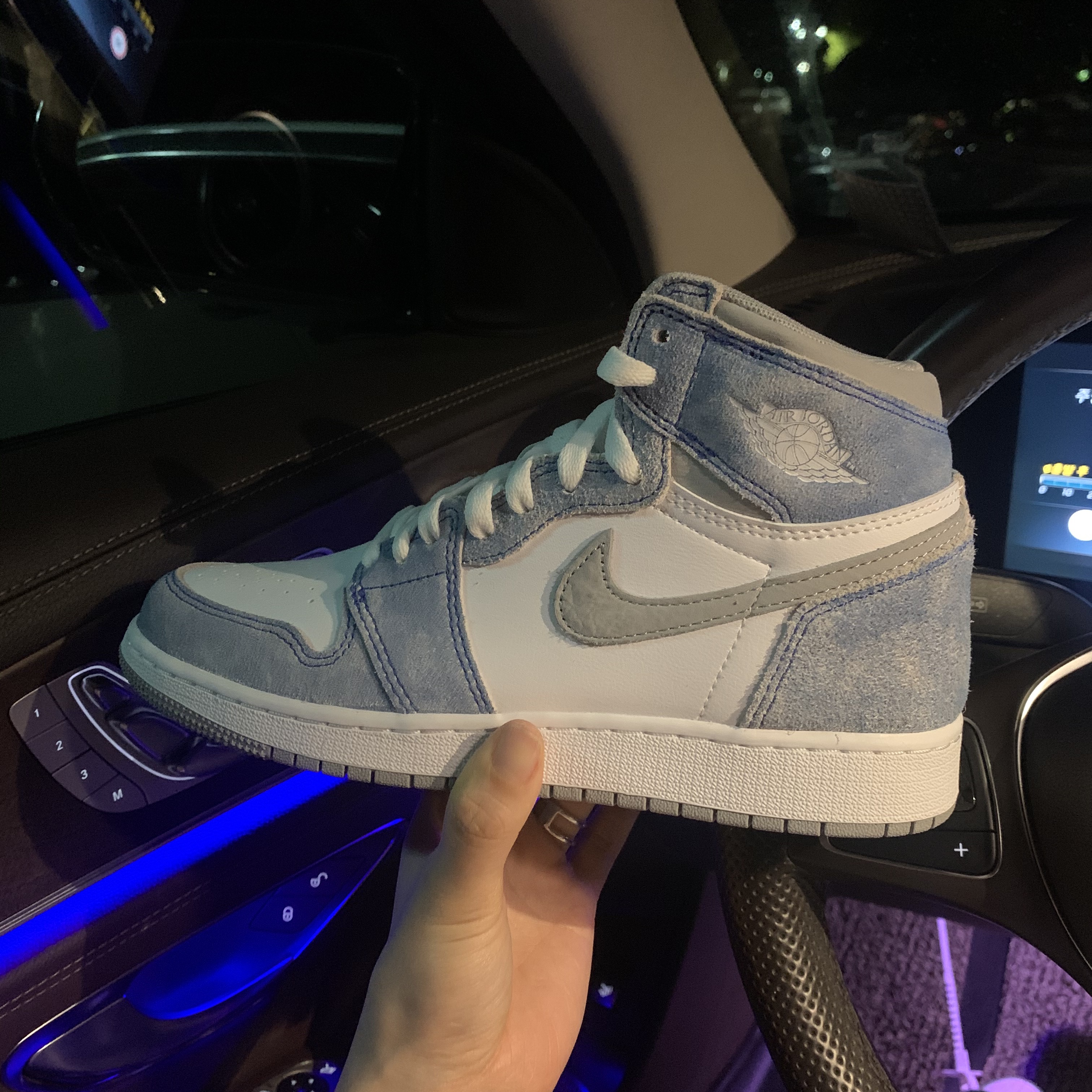 (GS) Jordan 1 Retro High OG Hyper Royal 착용 스타일