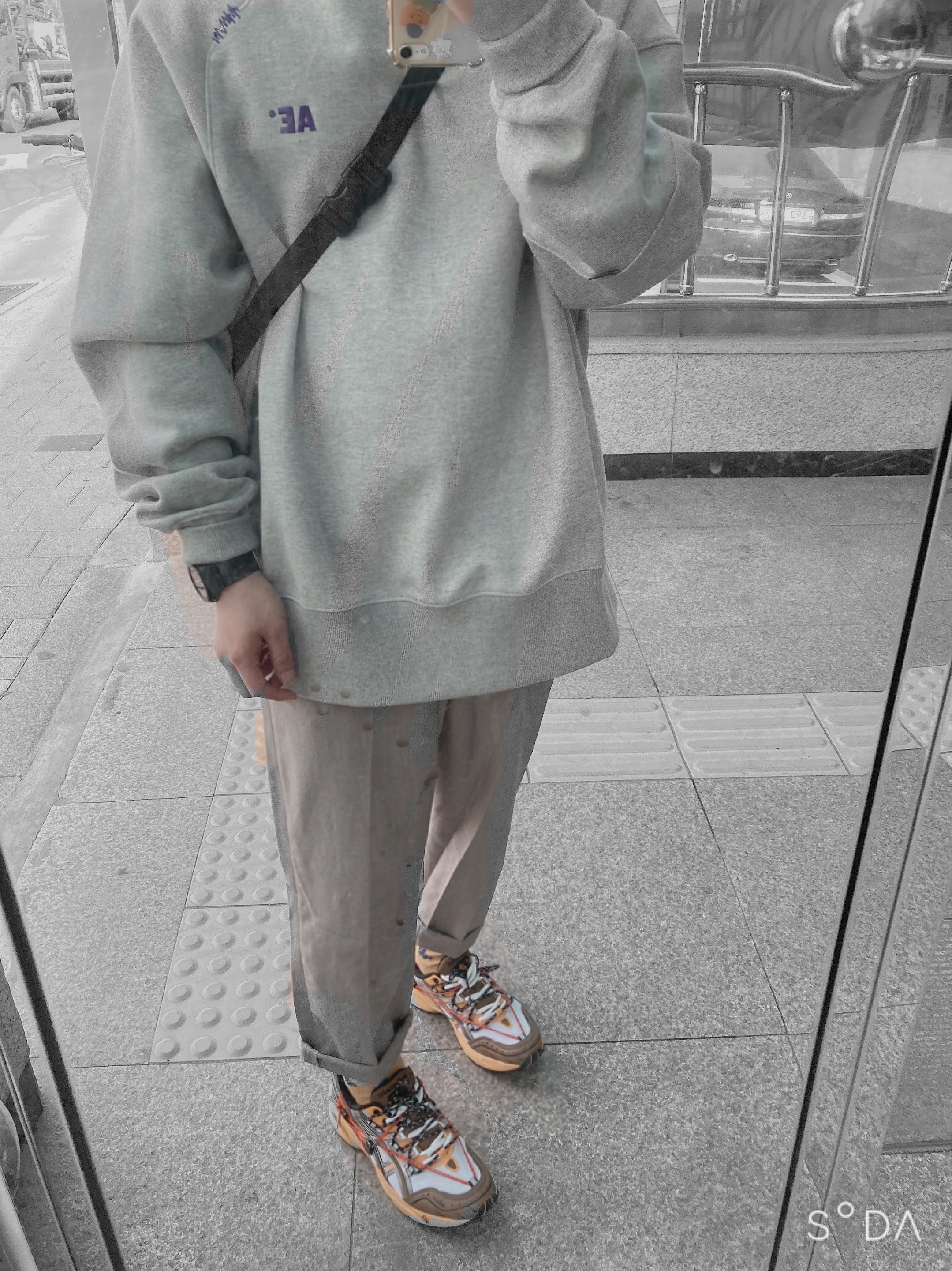 Asics x Andersson Bell Gel-1090 White Orange 착용 스타일