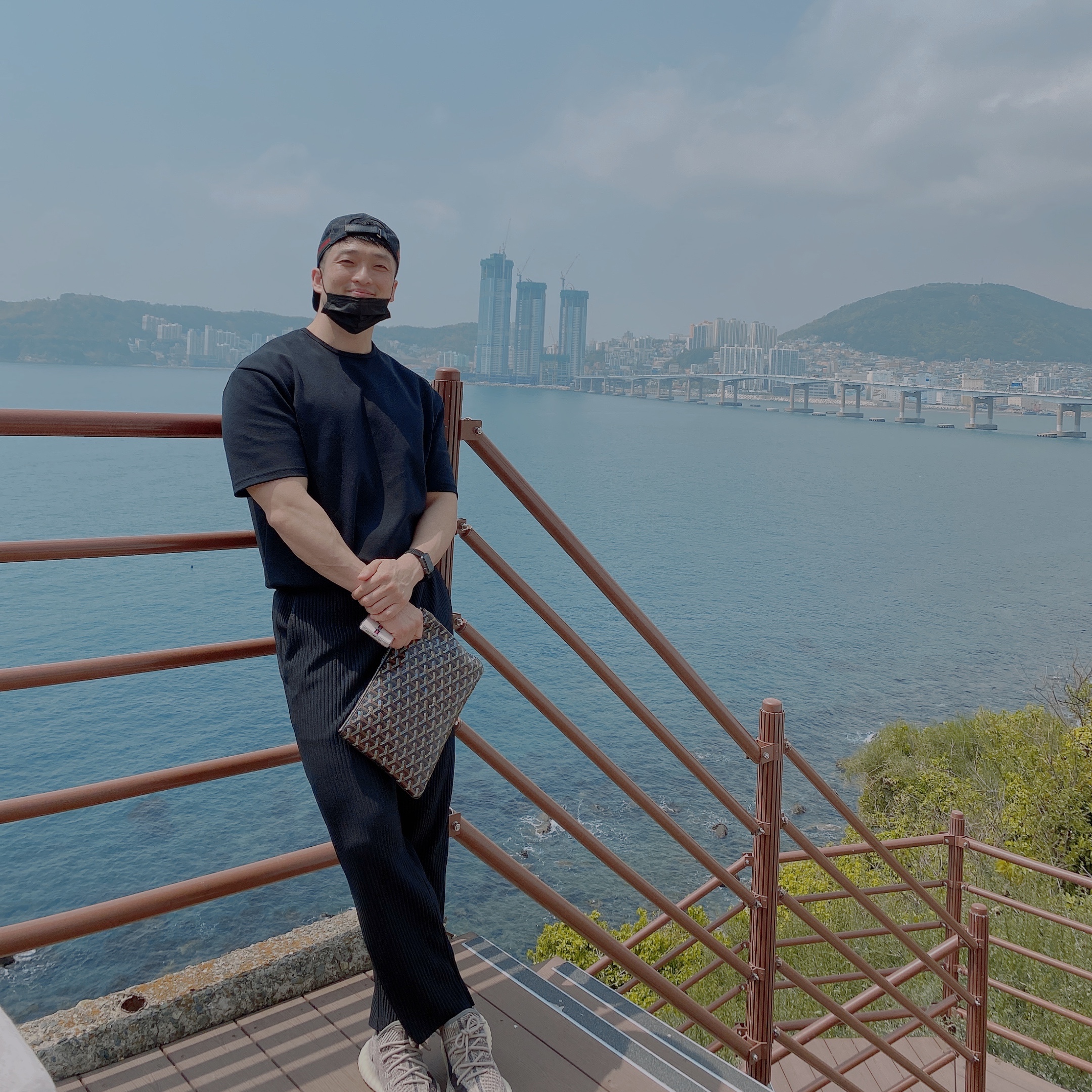 Adidas Yeezy Boost 350 V2 Zyon 착용 스타일
