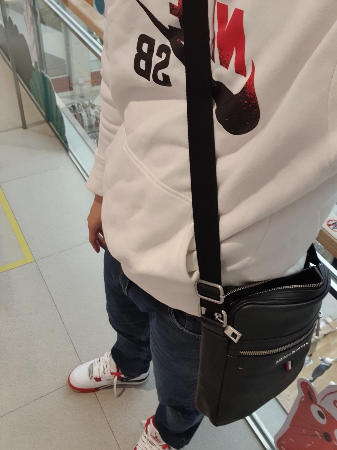 Jordan 4 Retro OG Fire Red 2020 착용 스타일