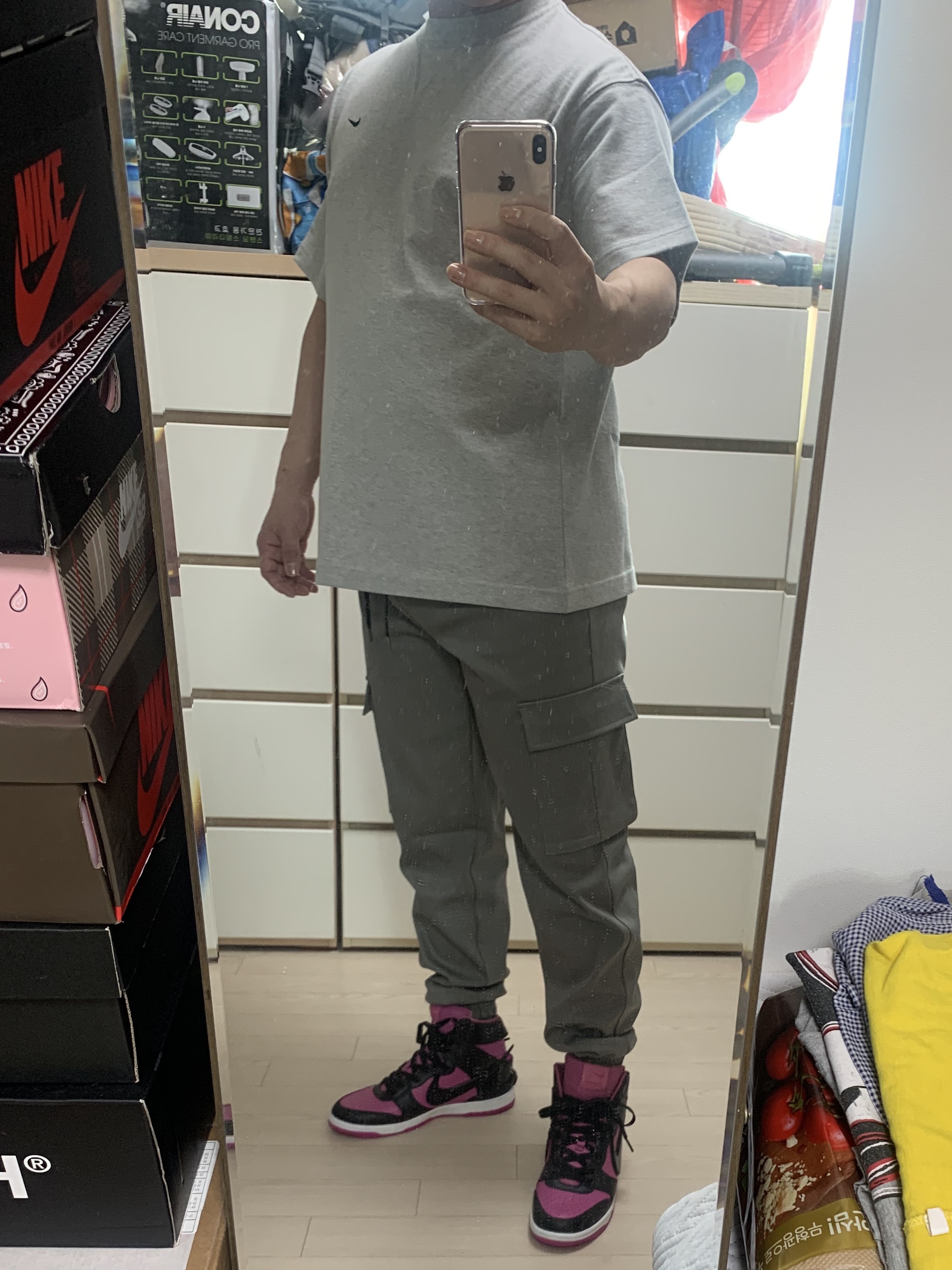 Nike x Kim Jones Oversized T-Shirt Grey Heather - US/EU, Nike x Ambush Dunk High Cosmic Fuchsia 착용 스타일 - 1