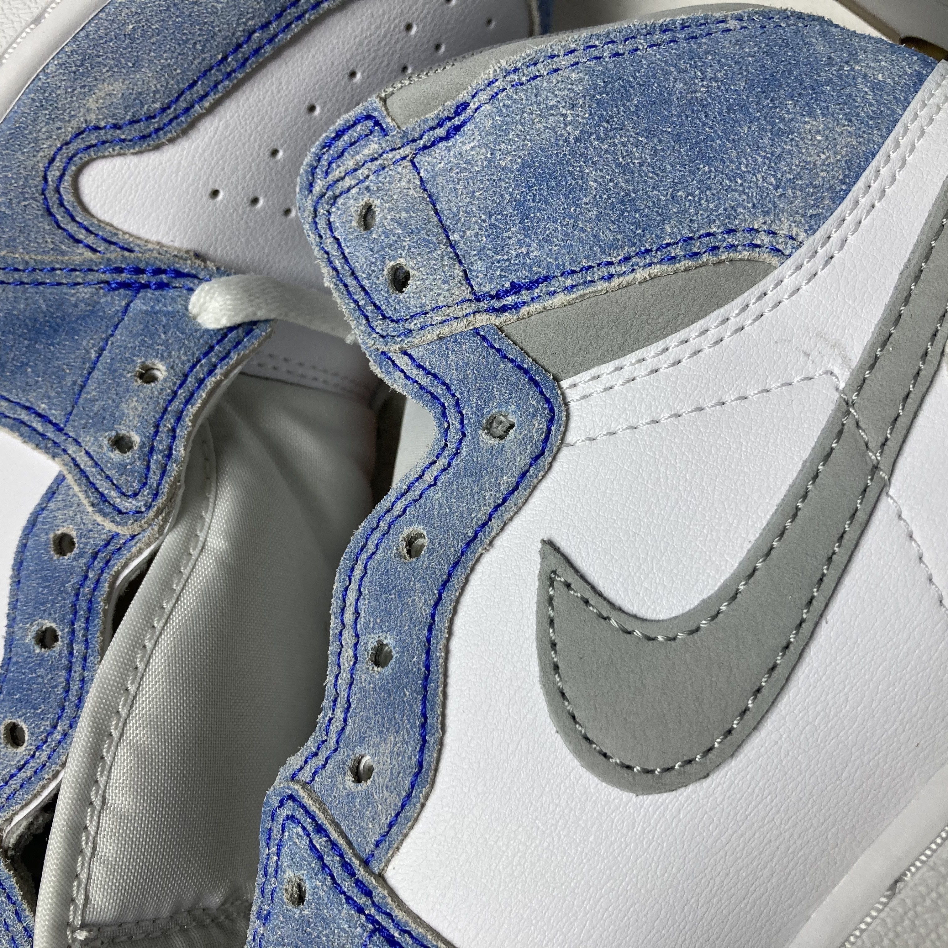 (GS) Jordan 1 Retro High OG Hyper Royal 착용 스타일 - 2