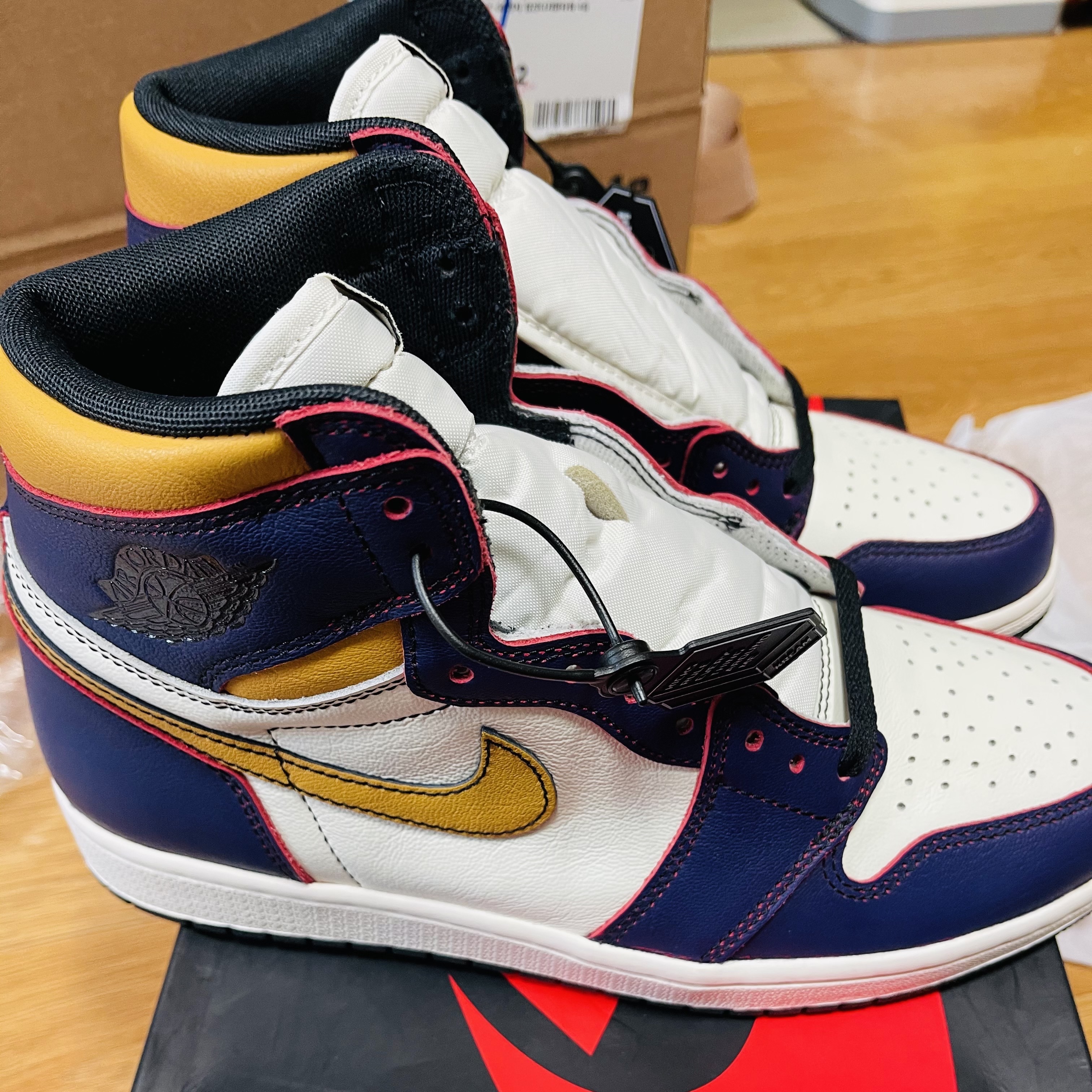 Nike SB Dunk Low Pro Celadon, Jordan 1 Retro High OG Defiant SB LA to Chicago 착용 스타일 - 3