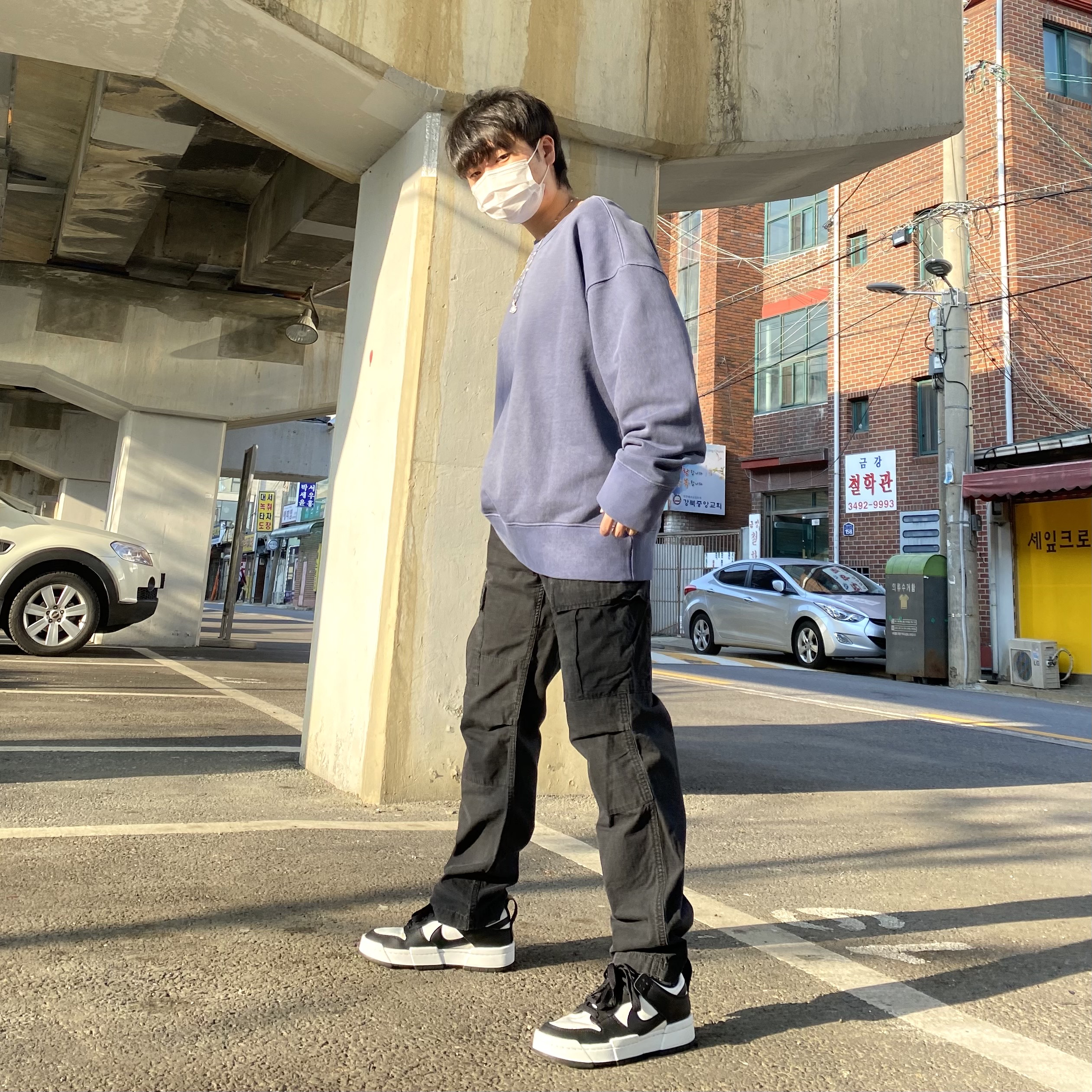 (W) Nike Dunk Low Disrupt Black White 착용 스타일