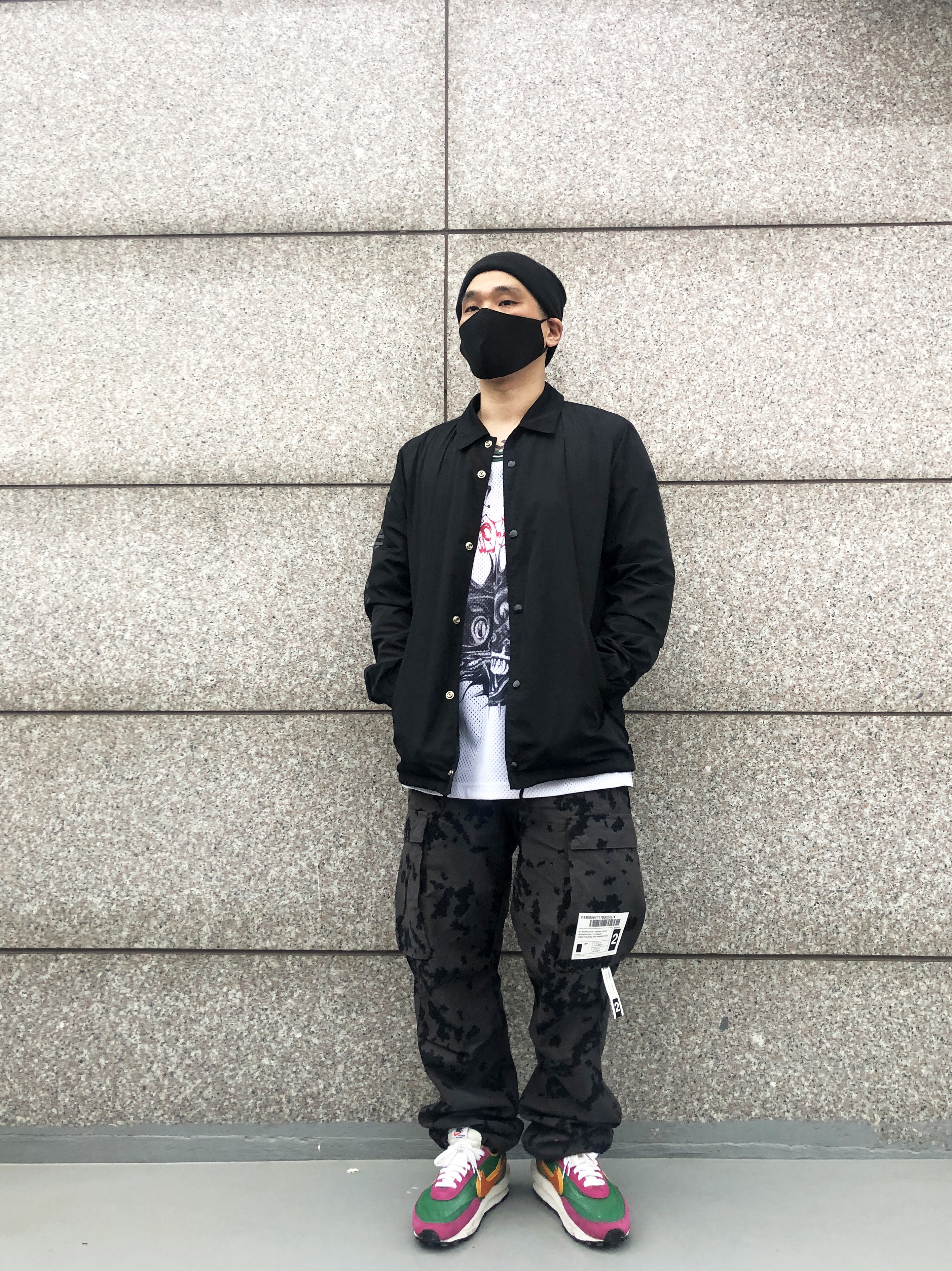 Supreme New Era Cross Box Logo Beanie Black - 20FW, Nike x Sacai LDWaffle Blue Multi 착용 스타일