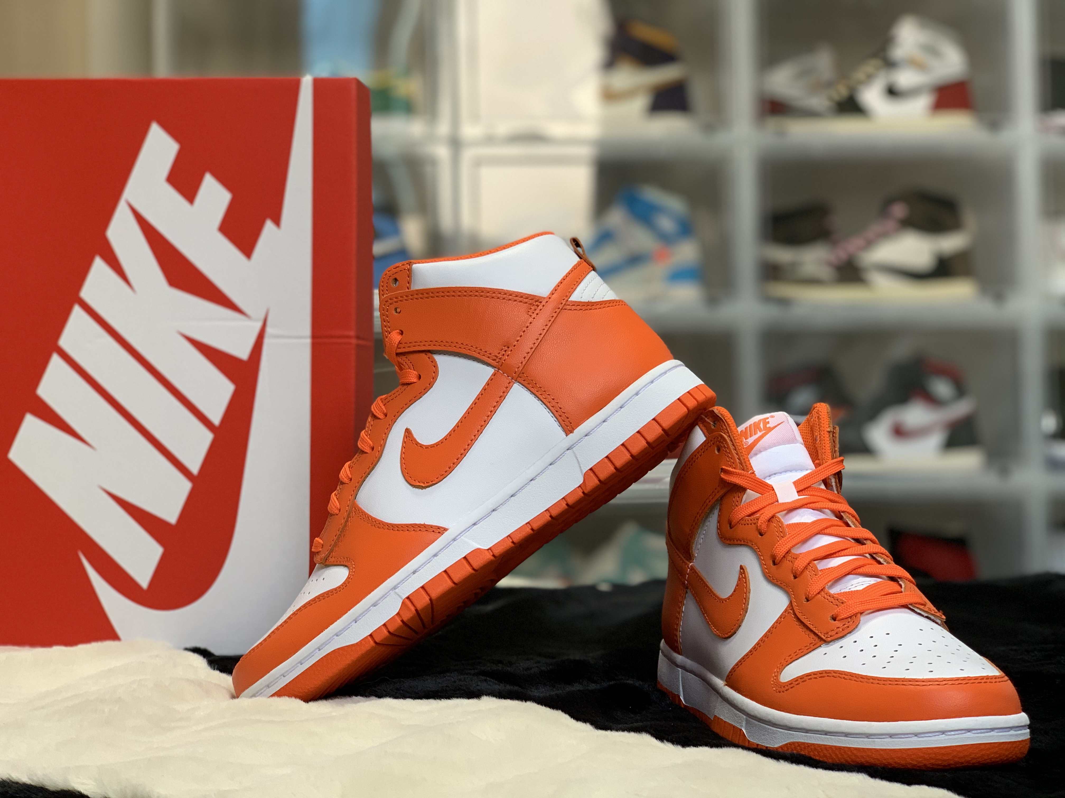Nike Dunk High Retro Orange Blaze 착용 스타일 - 3