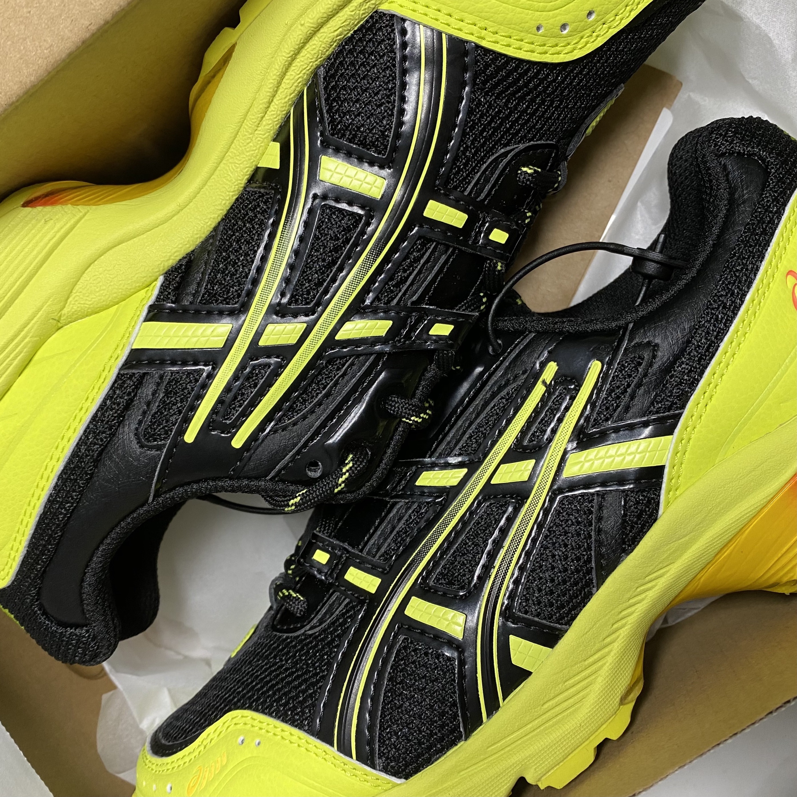 Asics x IAB Studio Gel-1090 Black 착용 스타일