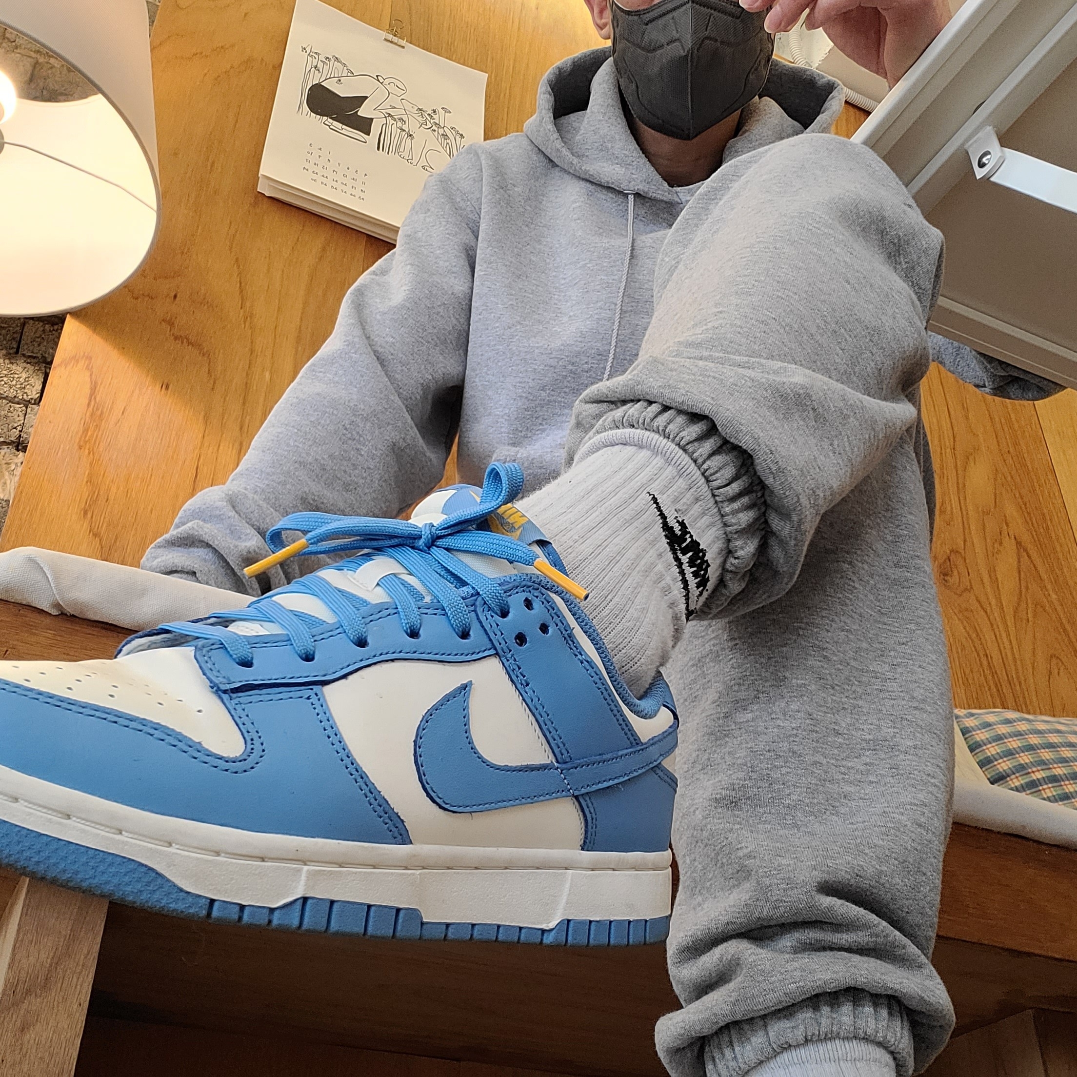 (W) Nike Dunk Low Coast, Nike x Sacai VaporWaffle Royal Fuchsia 착용 스타일 - 1