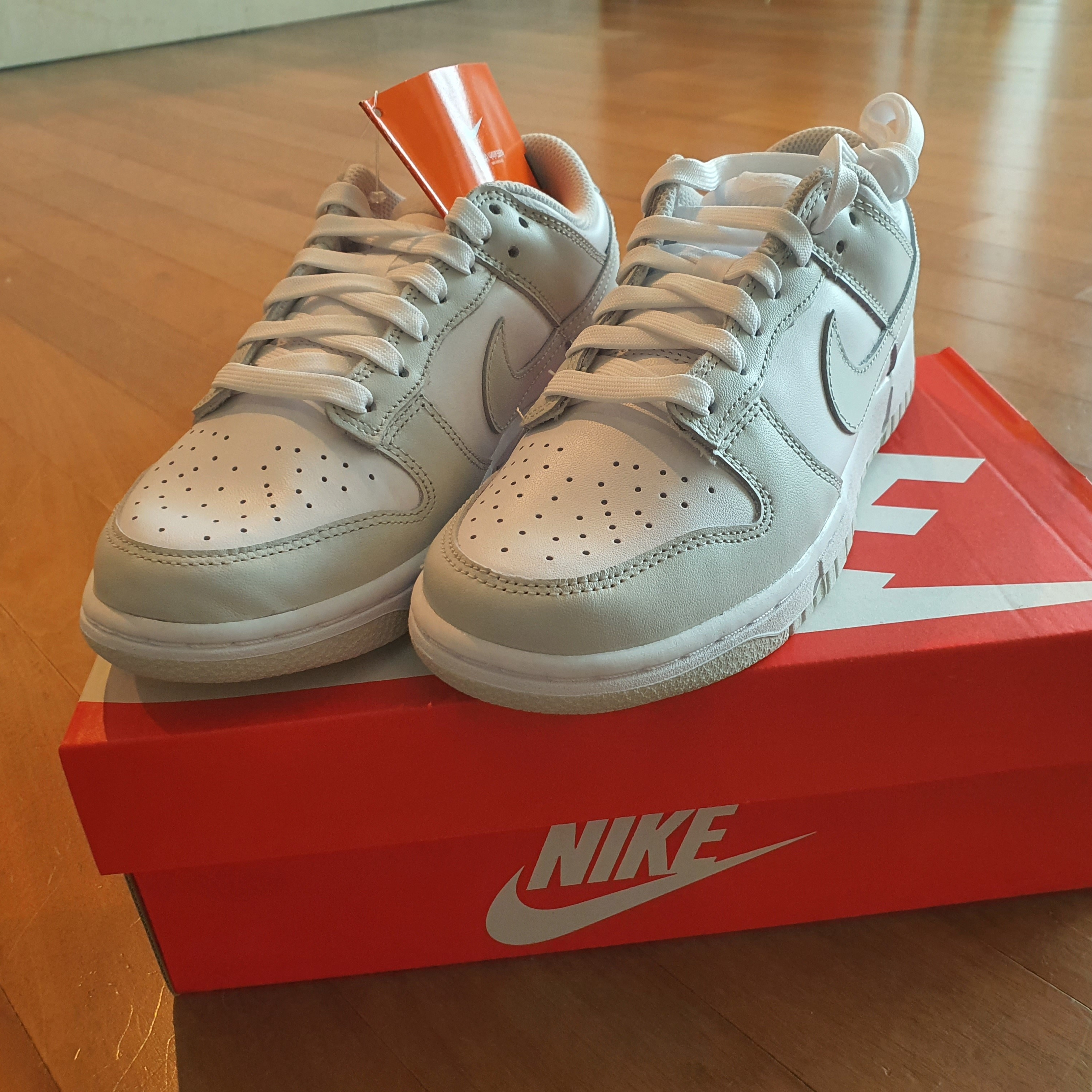 (W) Nike Dunk Low Photon Dust 착용 스타일