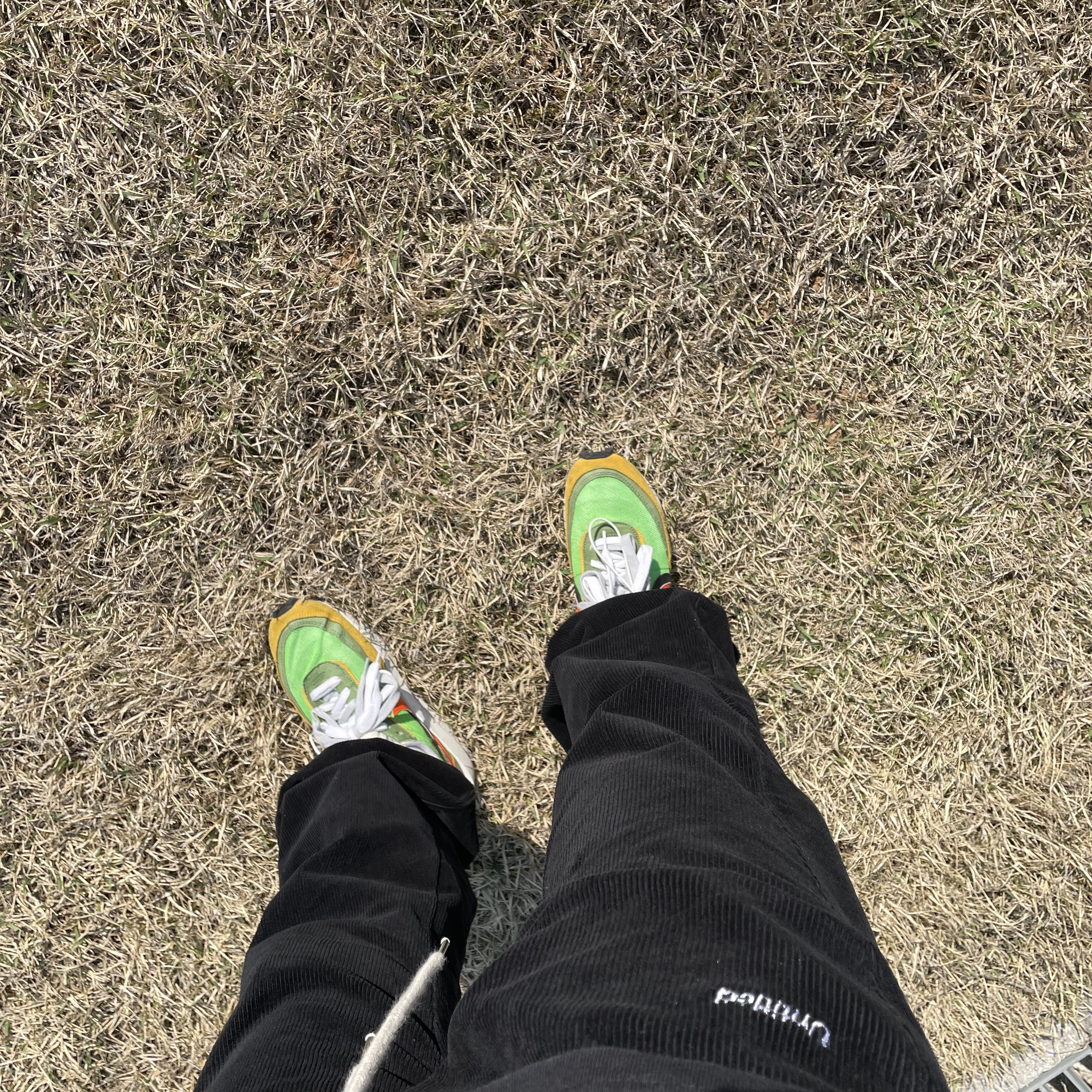 Nike x Sacai LDWaffle Green Multi 착용 스타일 - 3