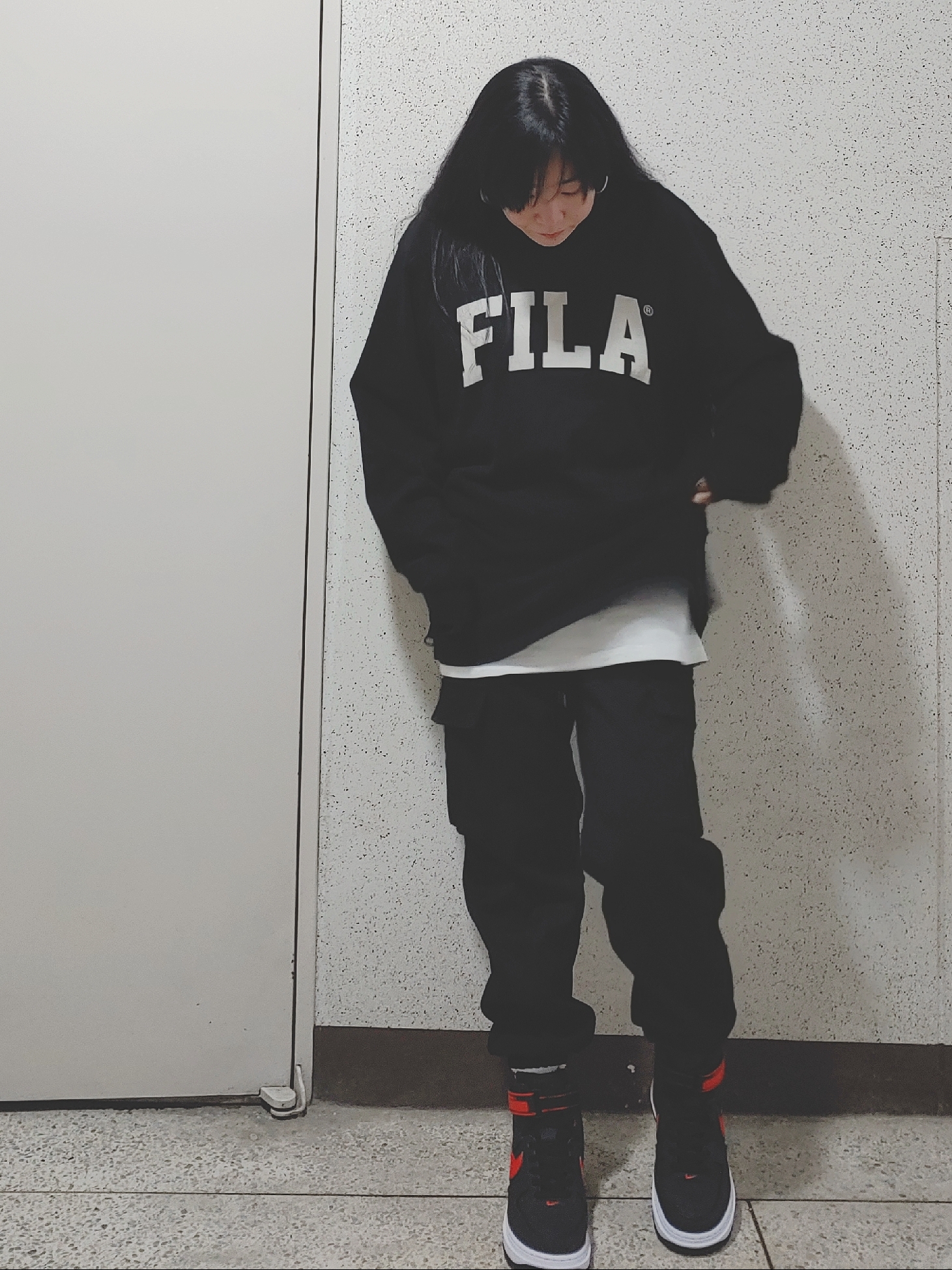 Nike Air Force 1 Boot Black Red 착용 스타일 - 2