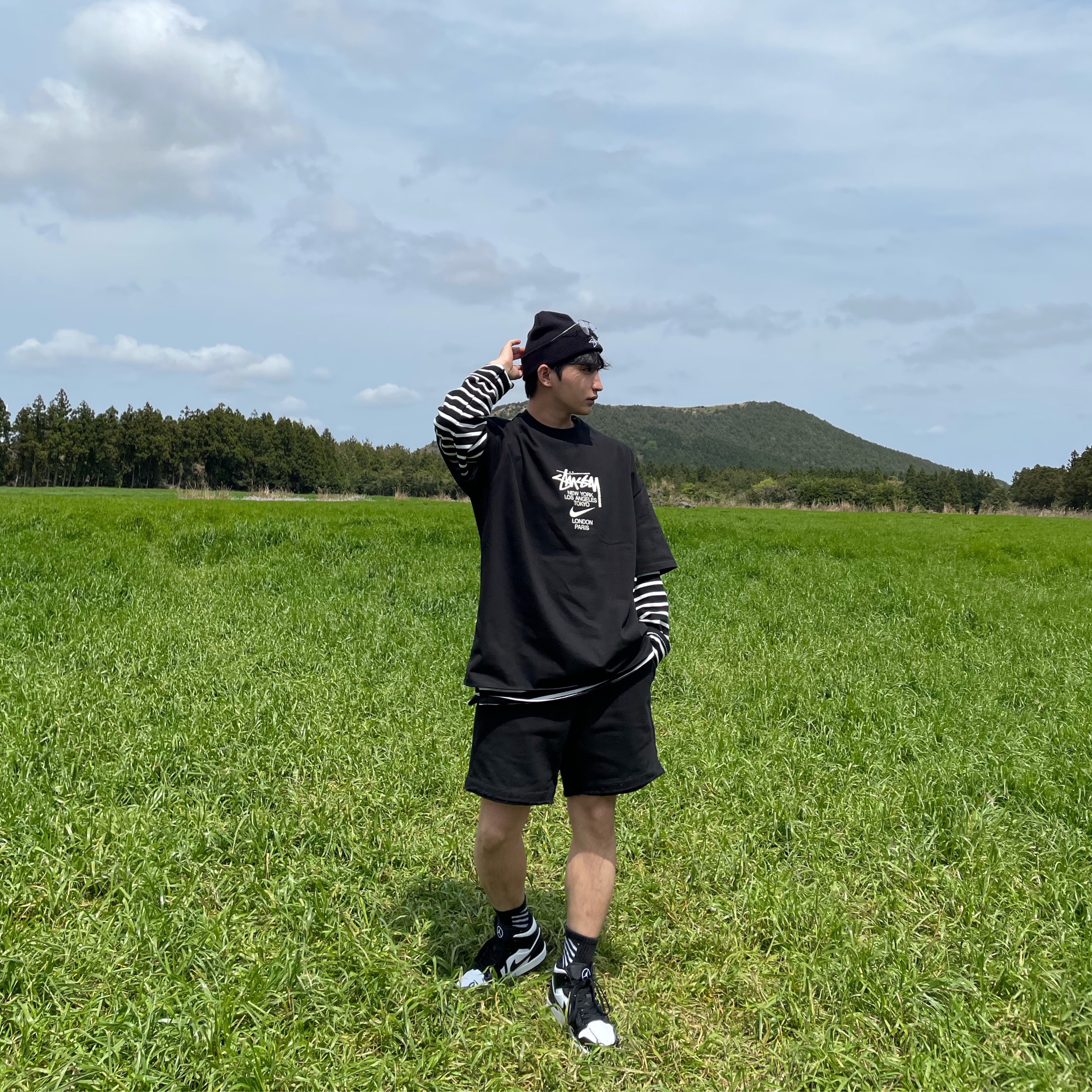Jordan 1 Mid SE ASW Black, Nike x Stussy WT T-Shirt Black - US/EU 착용 스타일 - 1