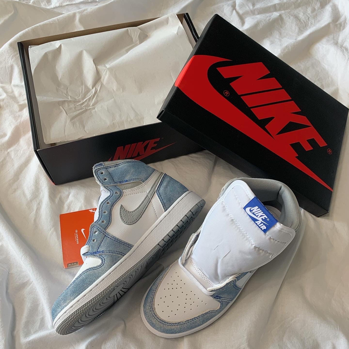 (GS) Jordan 1 Retro High OG Hyper Royal 착용 스타일 - 2