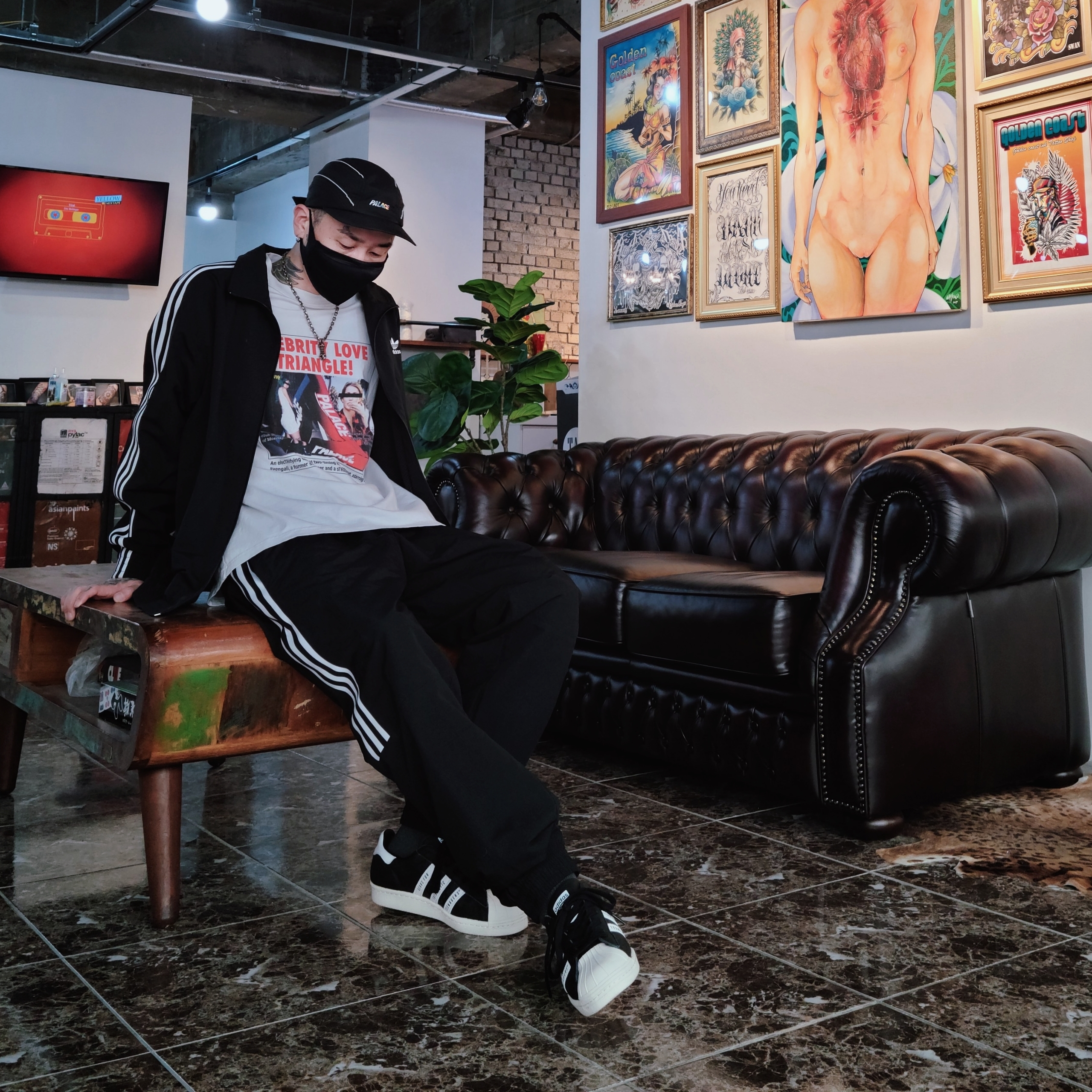 Adidas x Human Made Superstar Black White 착용 스타일