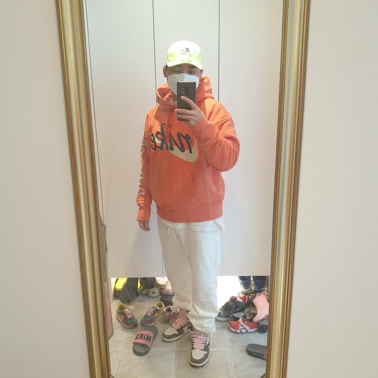 Jordan 1 x Travis Scott Retro High OG SP Mocha 착용 스타일