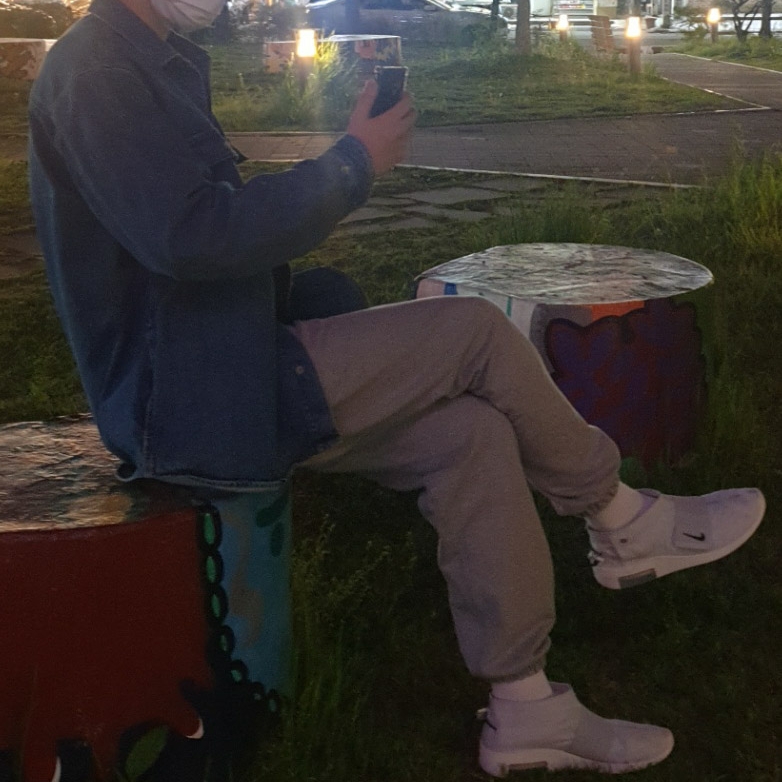 Nike x Fear of God Air Fear of God Moccasin Pure Platinum 착용 스타일