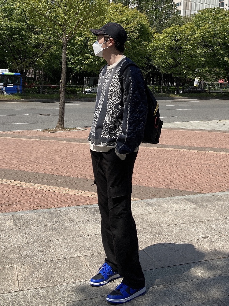 Nike Dunk Low Retro Hyper Cobalt 착용 스타일