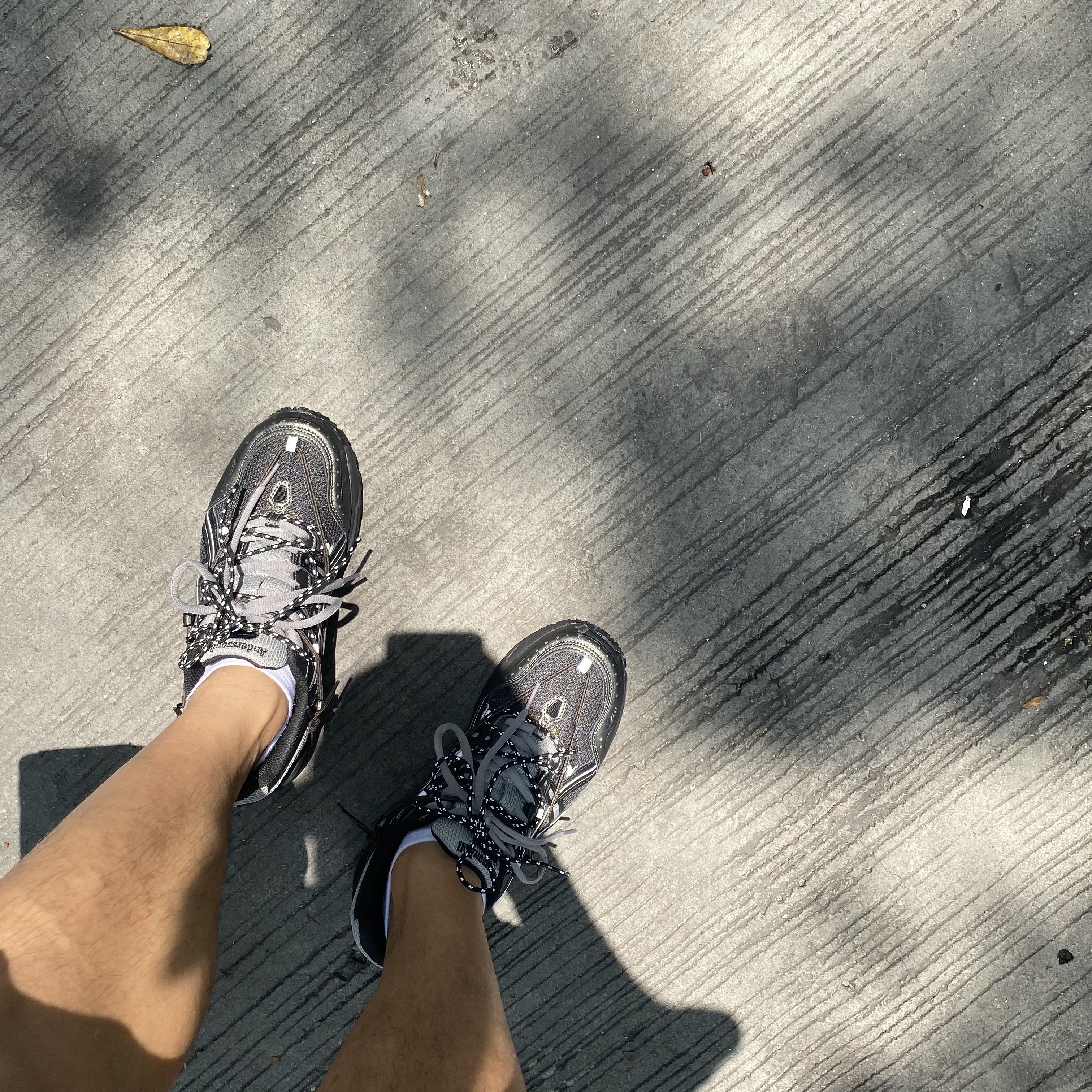 Asics x Andersson Bell Gel-1090 Black Silver 착용 스타일 - 2