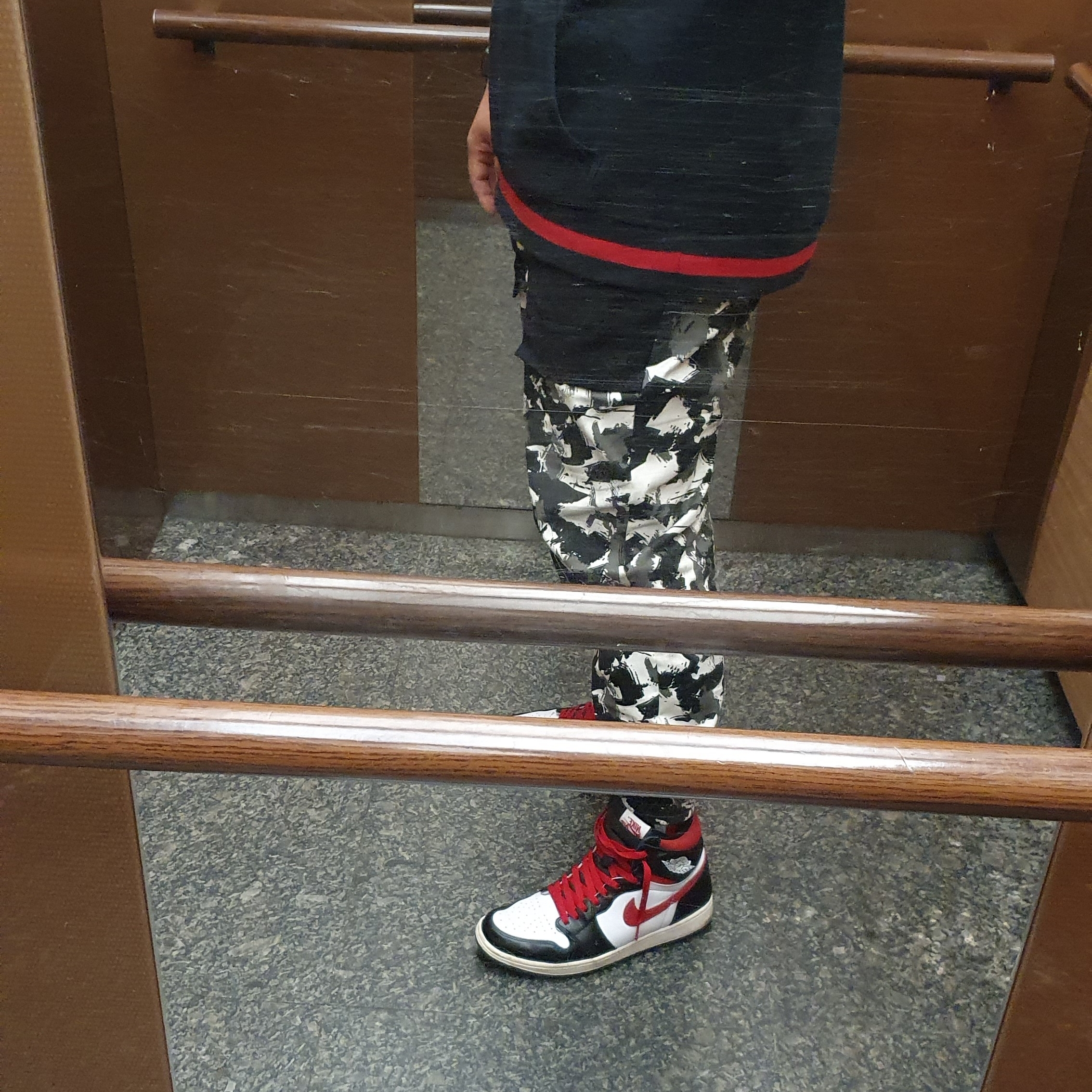 Jordan 1 Retro High OG Gym Red 착용 스타일 - 2