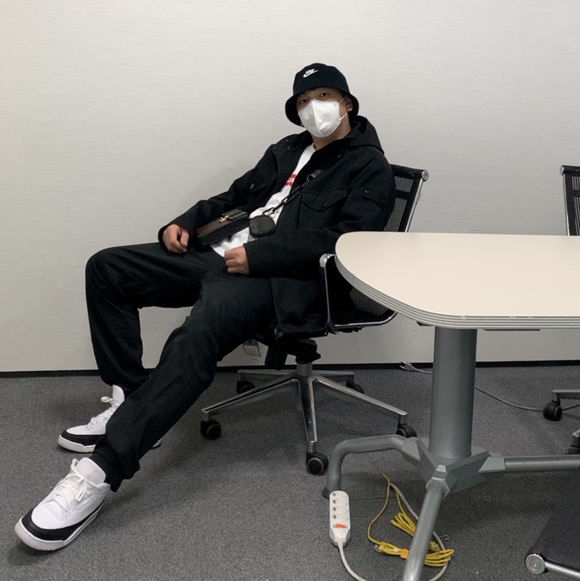 Jordan 3 x Fragment Retro SP White Black, Nike Futura Corduroy Bucket Black 착용 스타일