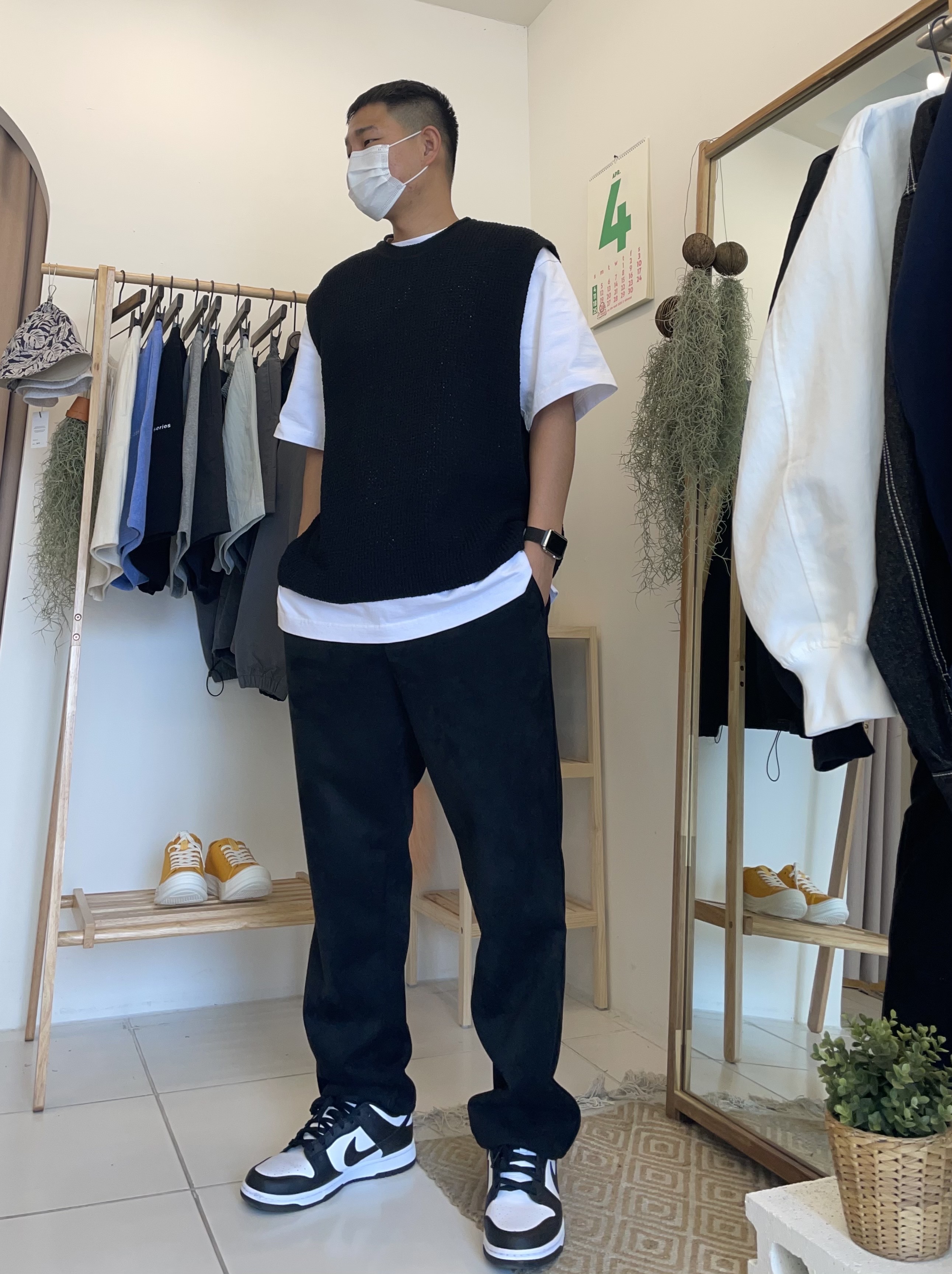Nike Dunk Low Retro Black 착용 스타일