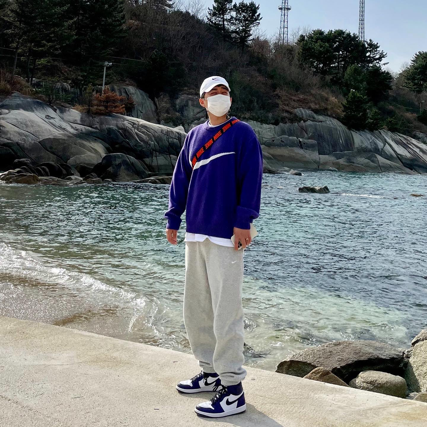 Nike NRG Solo Swoosh Fleece Pants Dark Grey Heather - US/EU, Jordan 1 Retro High OG Court Purple 2020 착용 스타일