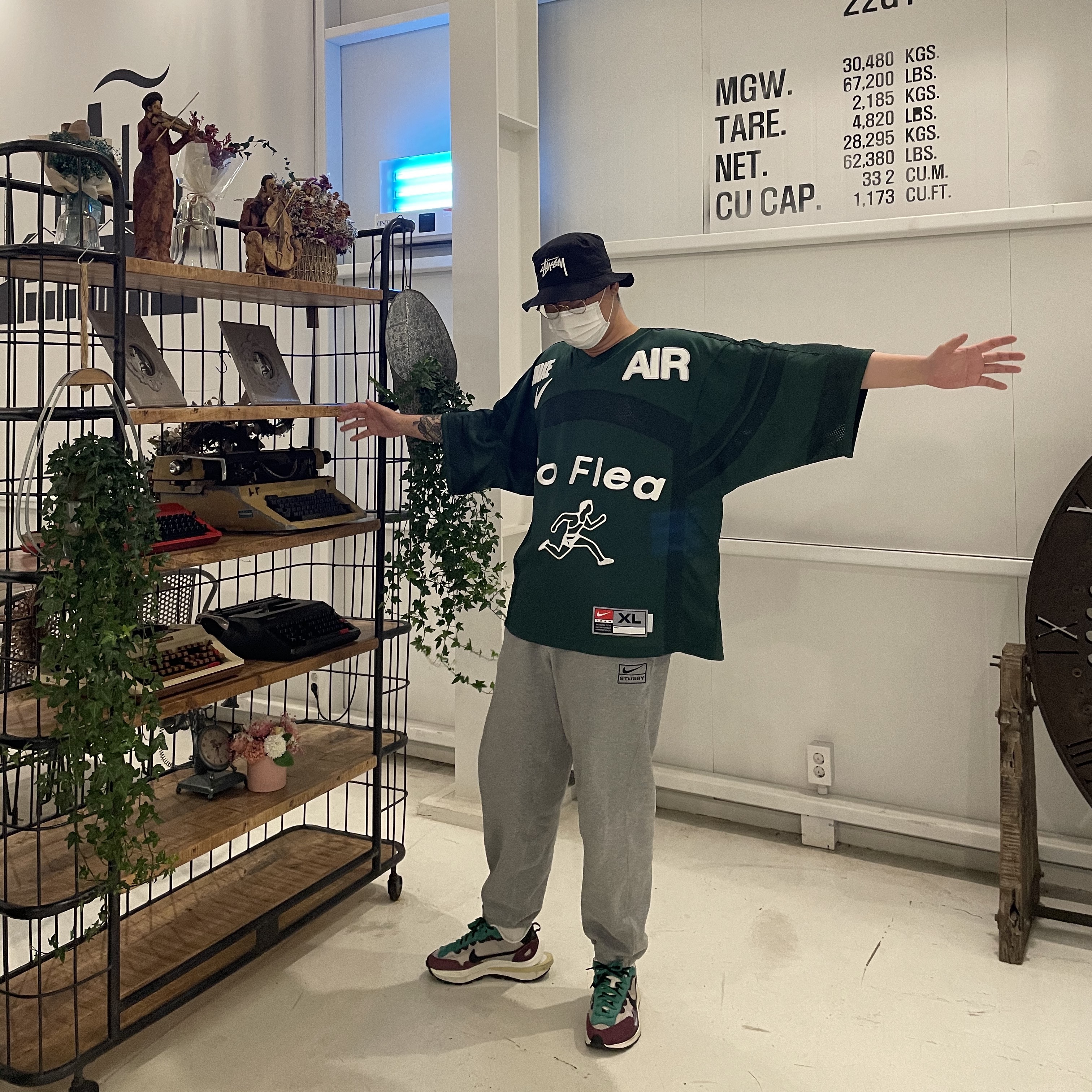 Nike x Cactus Plant Flea Market S/S Jersey Green - Asia, Nike x Stussy NRG ZR Fleece Pants Heather Grey - Asia 착용 스타일