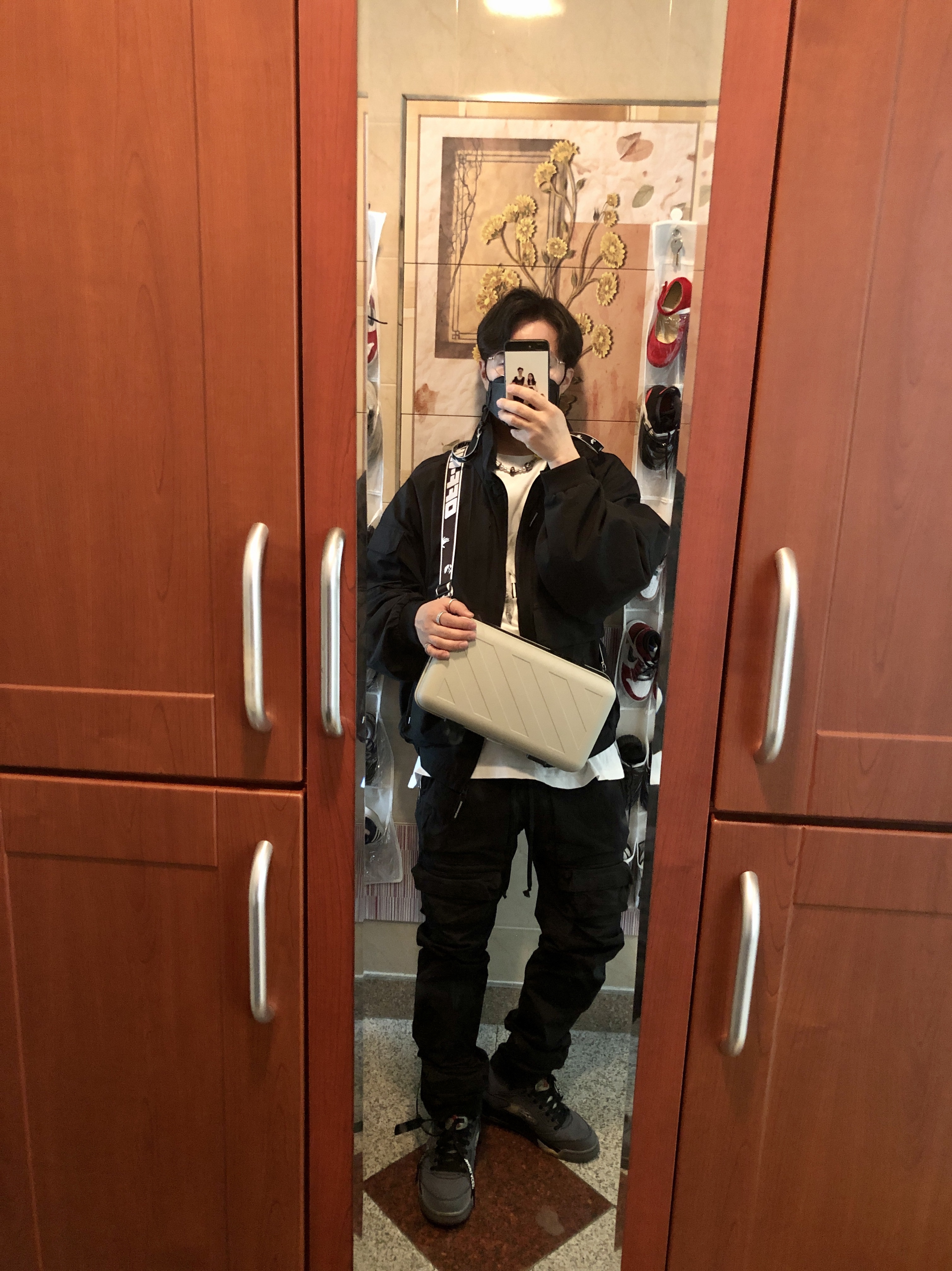 Nike x Off-White Dunk Low University Gold Midnight Navy, Nike x Off-White Air Max 90 The Ten 착용 스타일 - 4