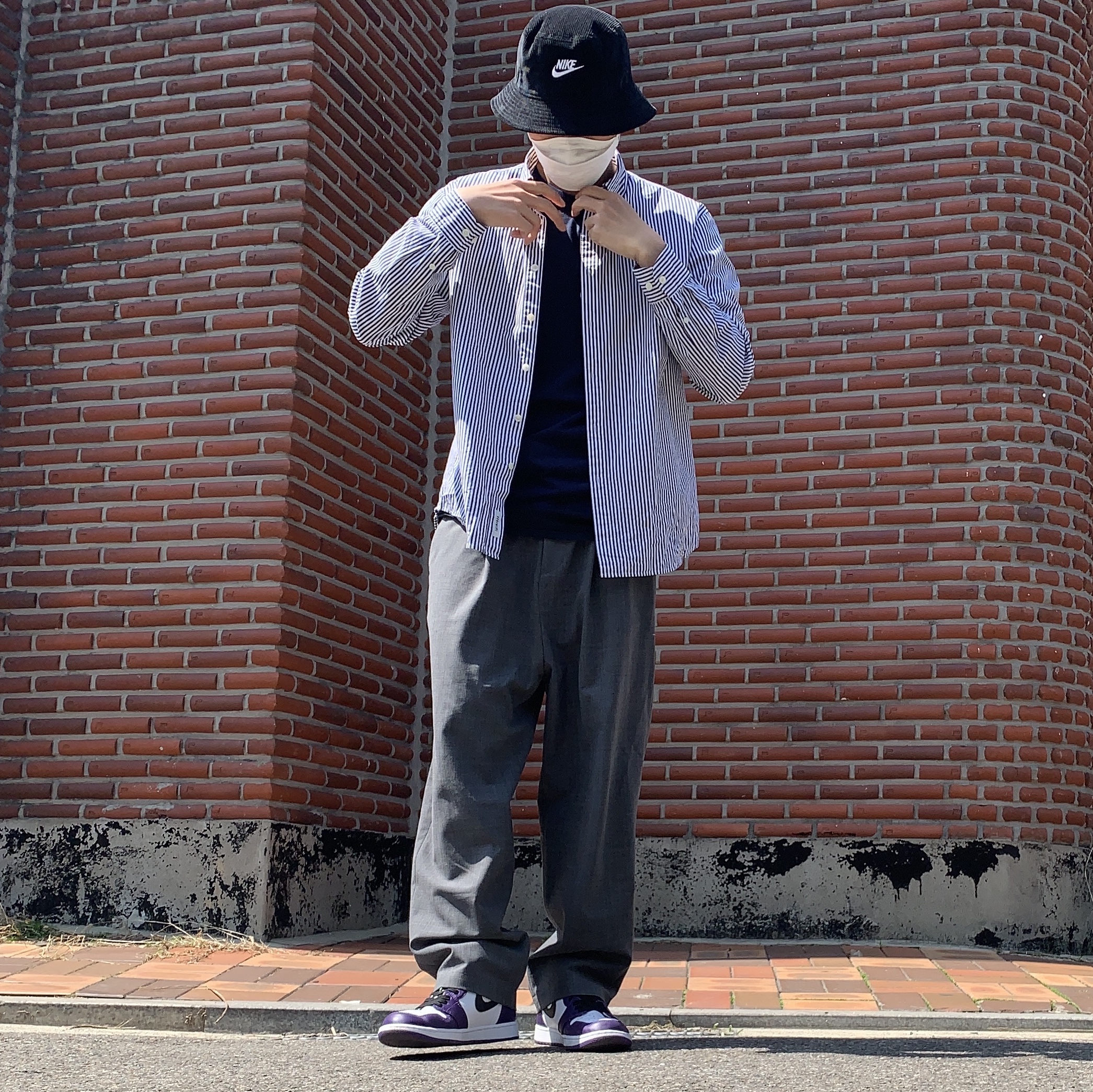 Jordan 1 Retro High OG Court Purple 2020, Nike Futura Corduroy Bucket Black 착용 스타일 - 1