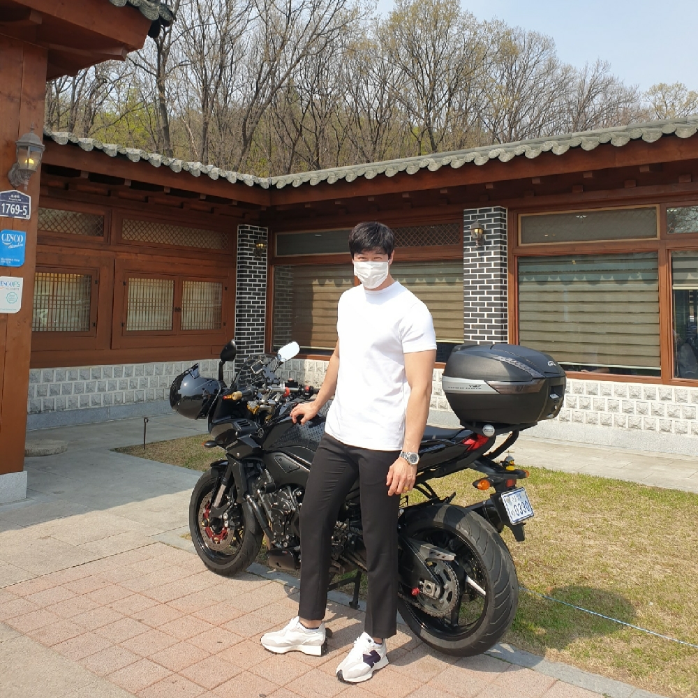 KREAM 프로필 이미지