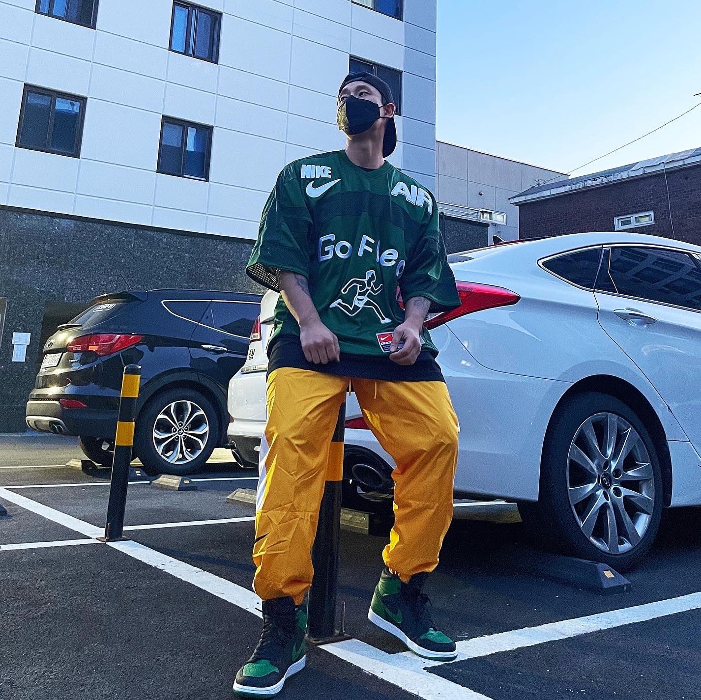 Nike x Cactus Plant Flea Market S/S Jersey Green - Asia, Jordan 1 Retro High OG Pine Green Black 착용 스타일 - 1