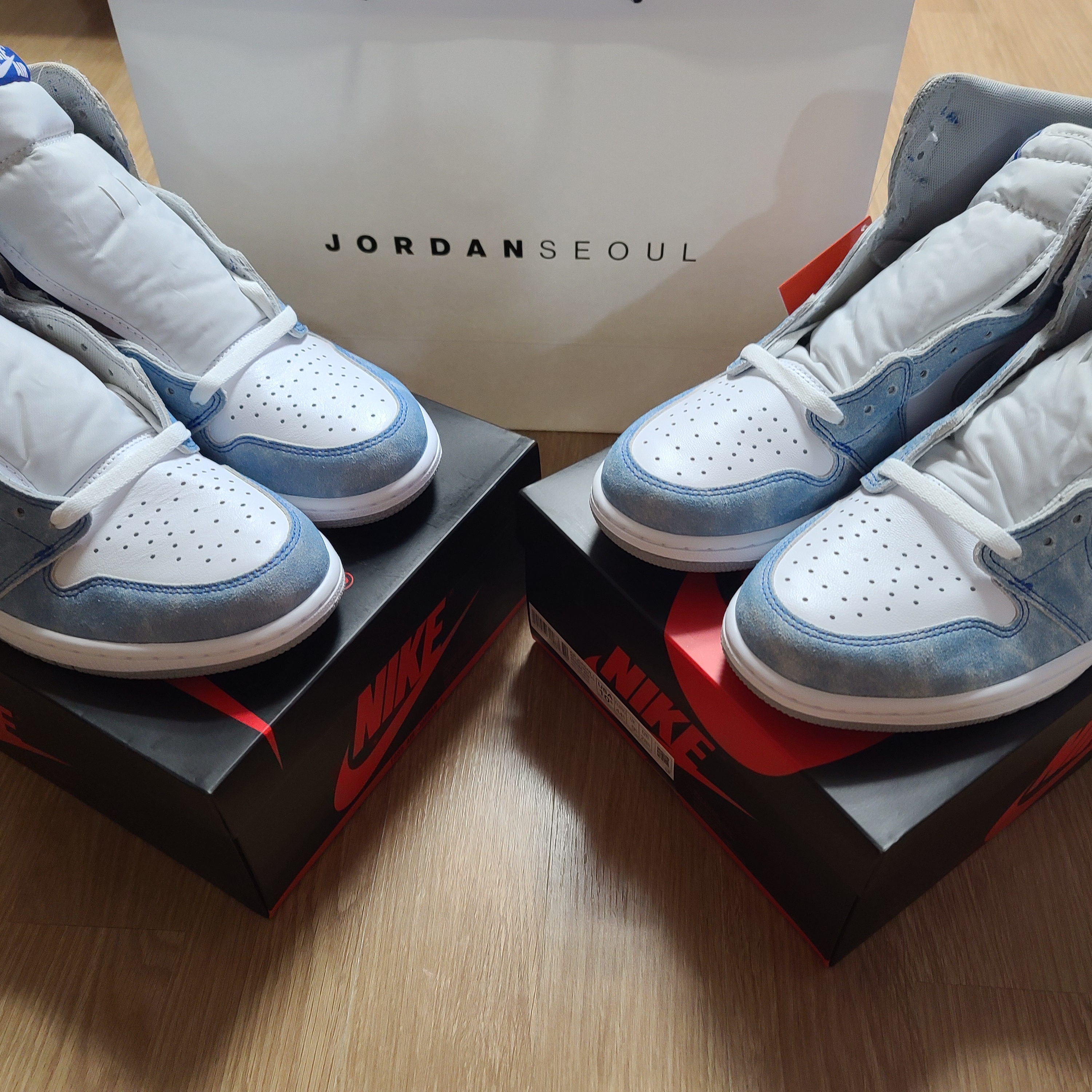 Jordan 1 Retro High OG Hyper Royal 착용 스타일 - 2
