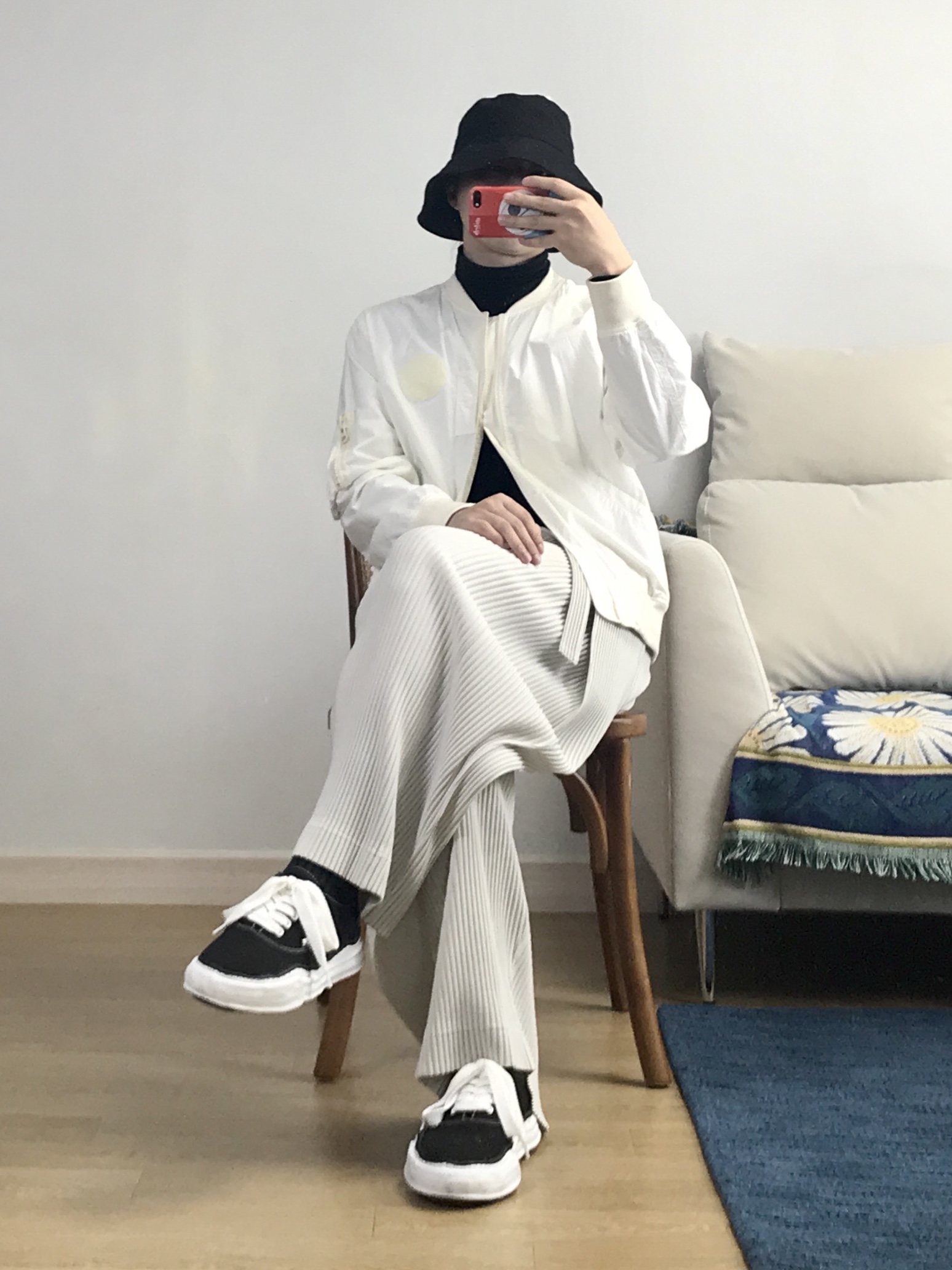 Maison Mihara Yasuhiro Baker OG Sole Canvas Low Cut Sneakers Black 착용 스타일