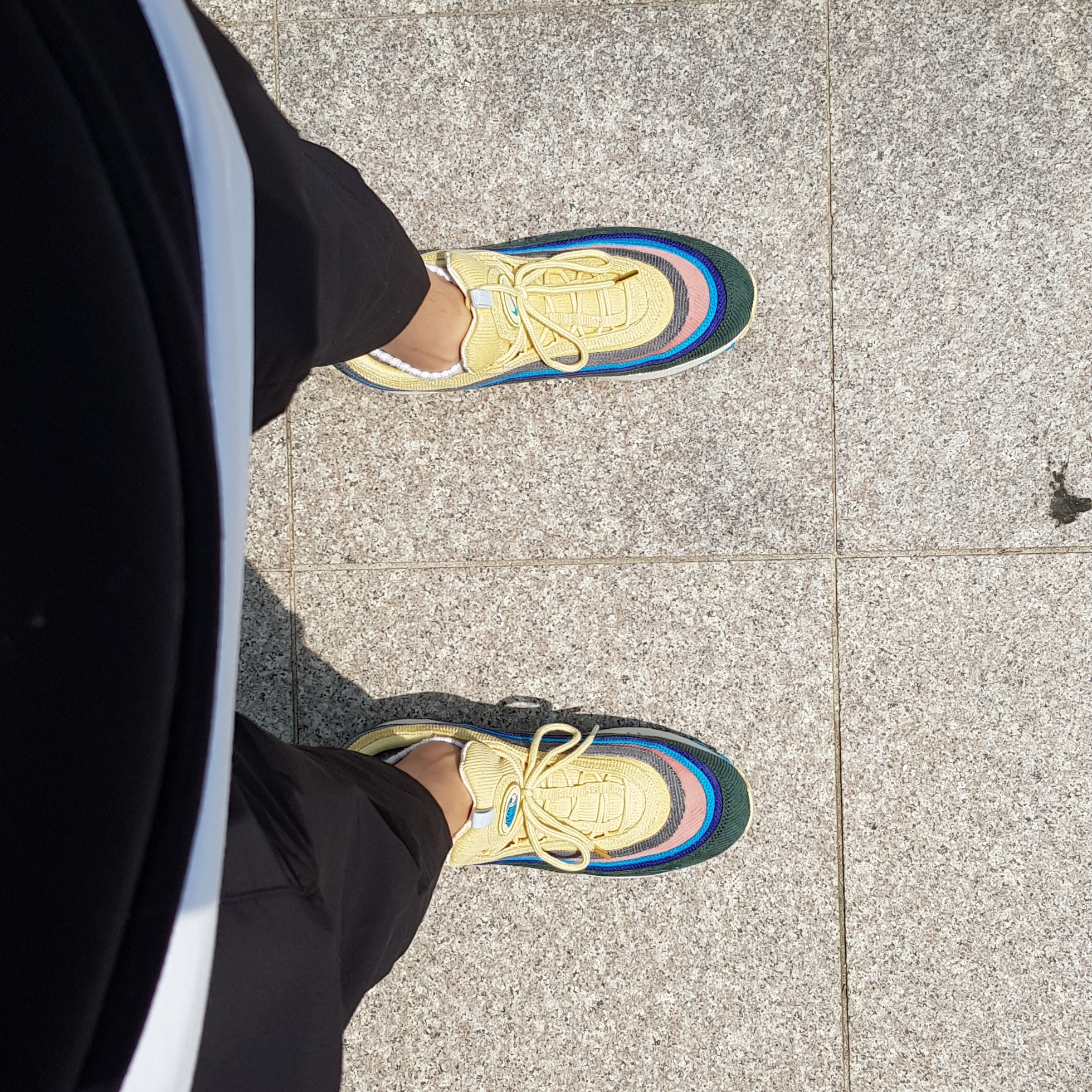 Nike x Sean Wotherspoon Air Max 1/97 착용 스타일