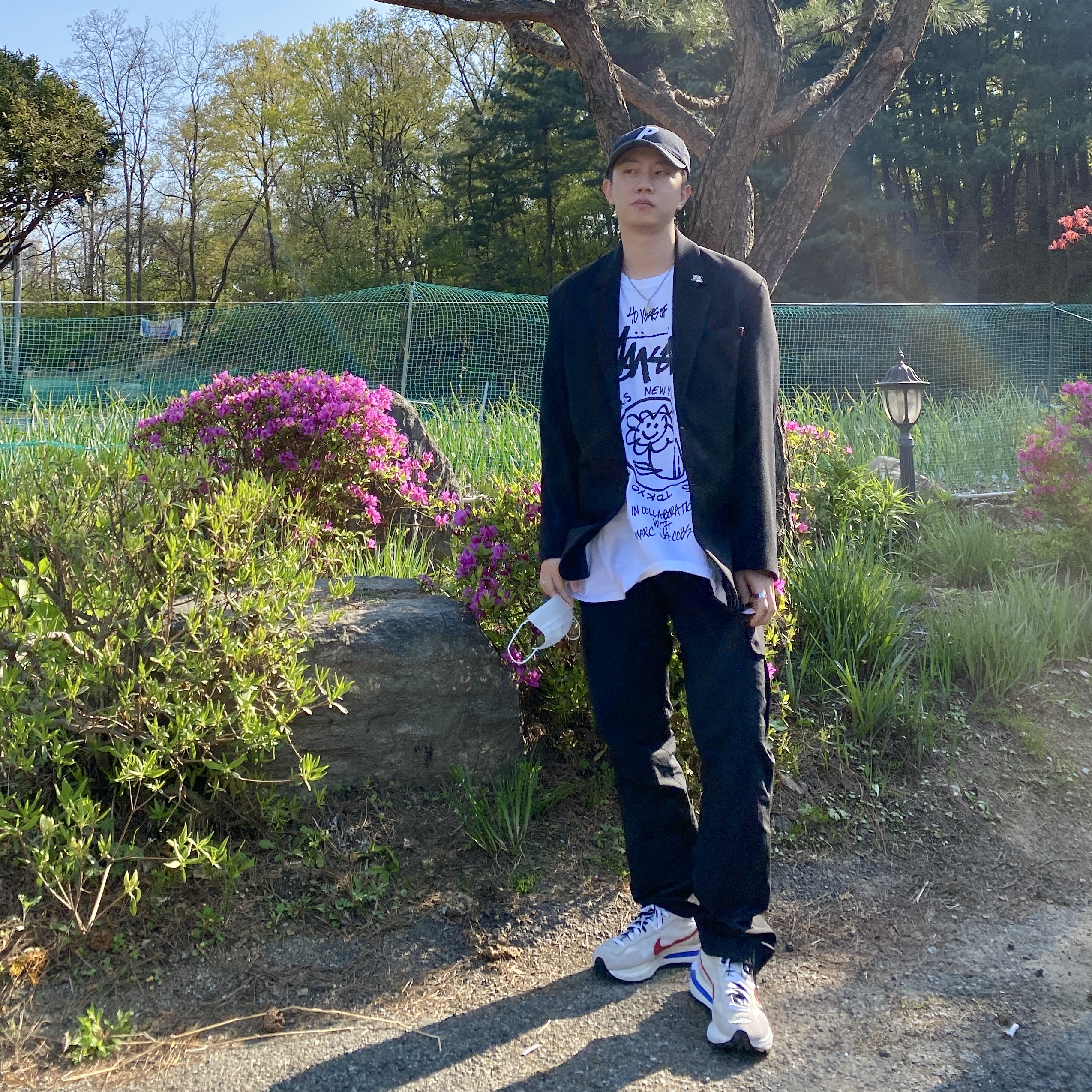 Nike x Sacai VaporWaffle Royal Fuchsia, Stussy x Marc Jacobs 40 WT T-Shirt 착용 스타일 - 2