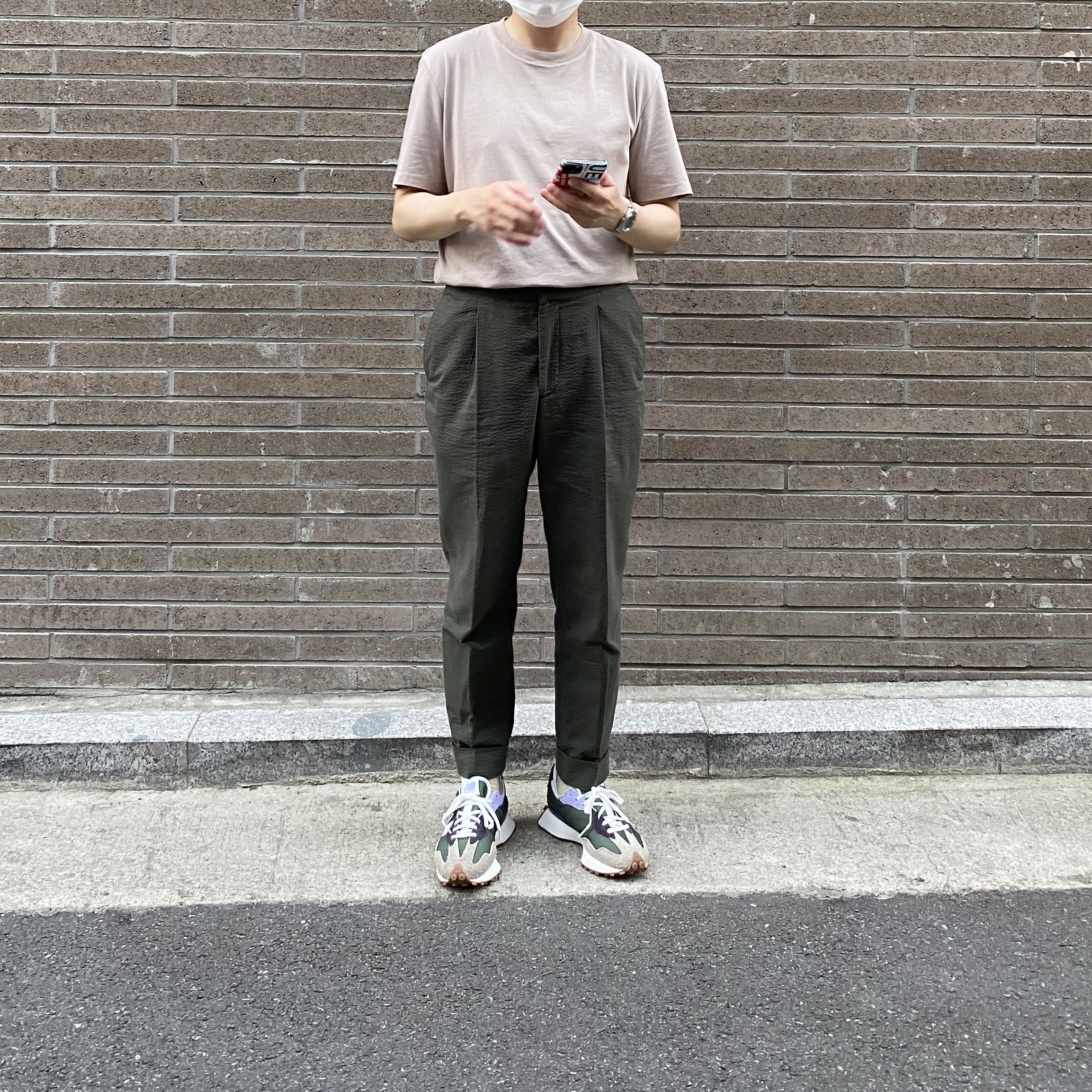 (W) New Balance 327 Oak Leaf Green 착용 스타일