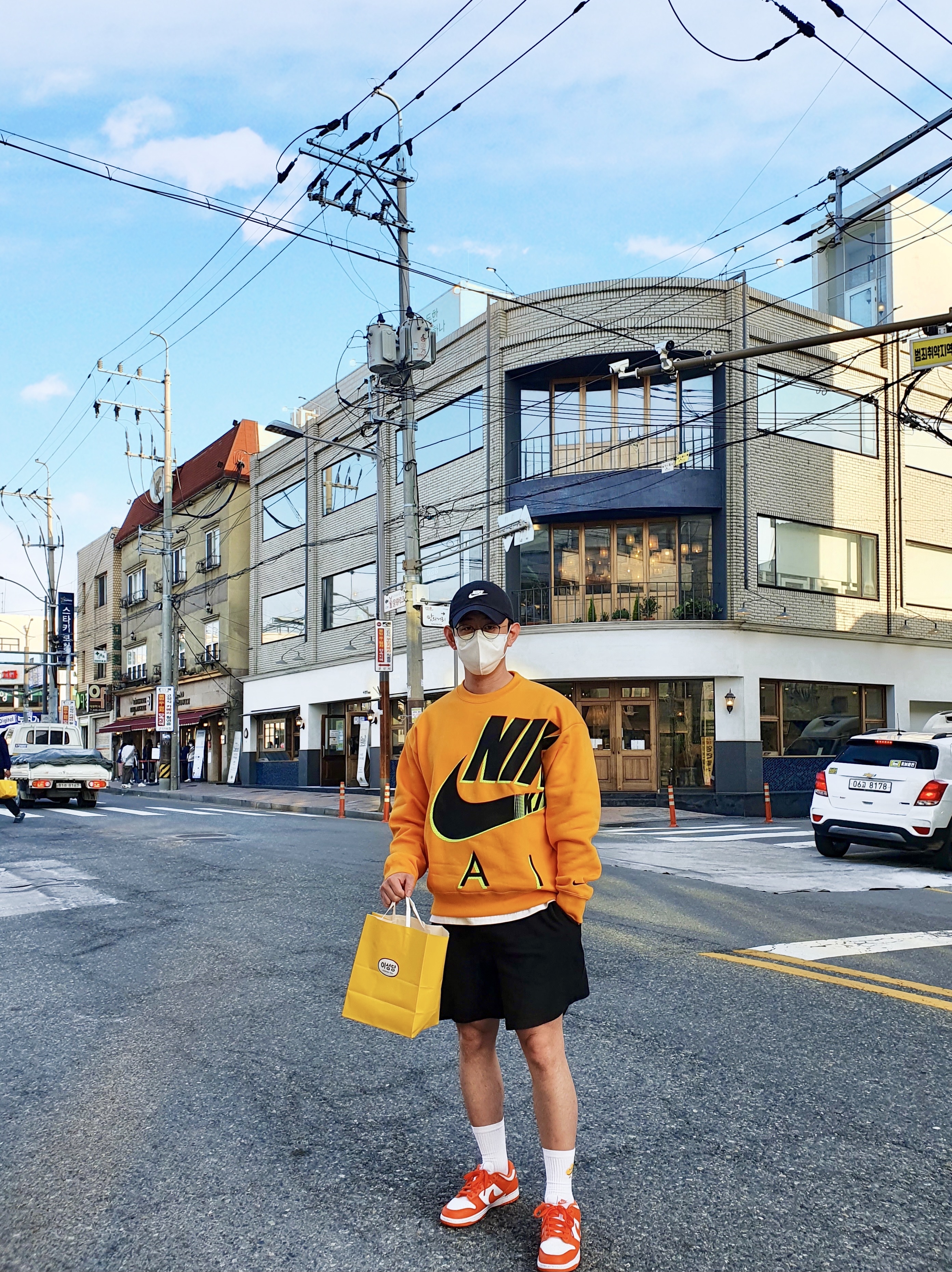 Nike Dunk Low SP Syracuse 2020, Nike x Kim Jones Fleece Crew Circuit Orange - US/EU 착용 스타일