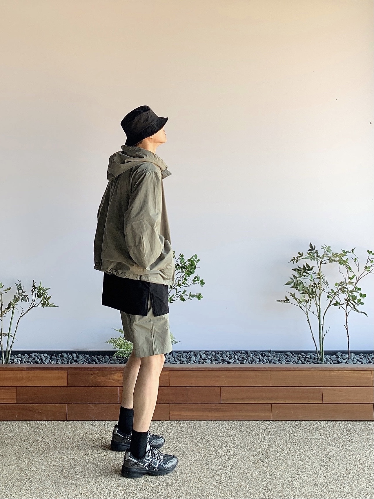 Asics x Andersson Bell Gel-1090 Black Silver 착용 스타일 - 3