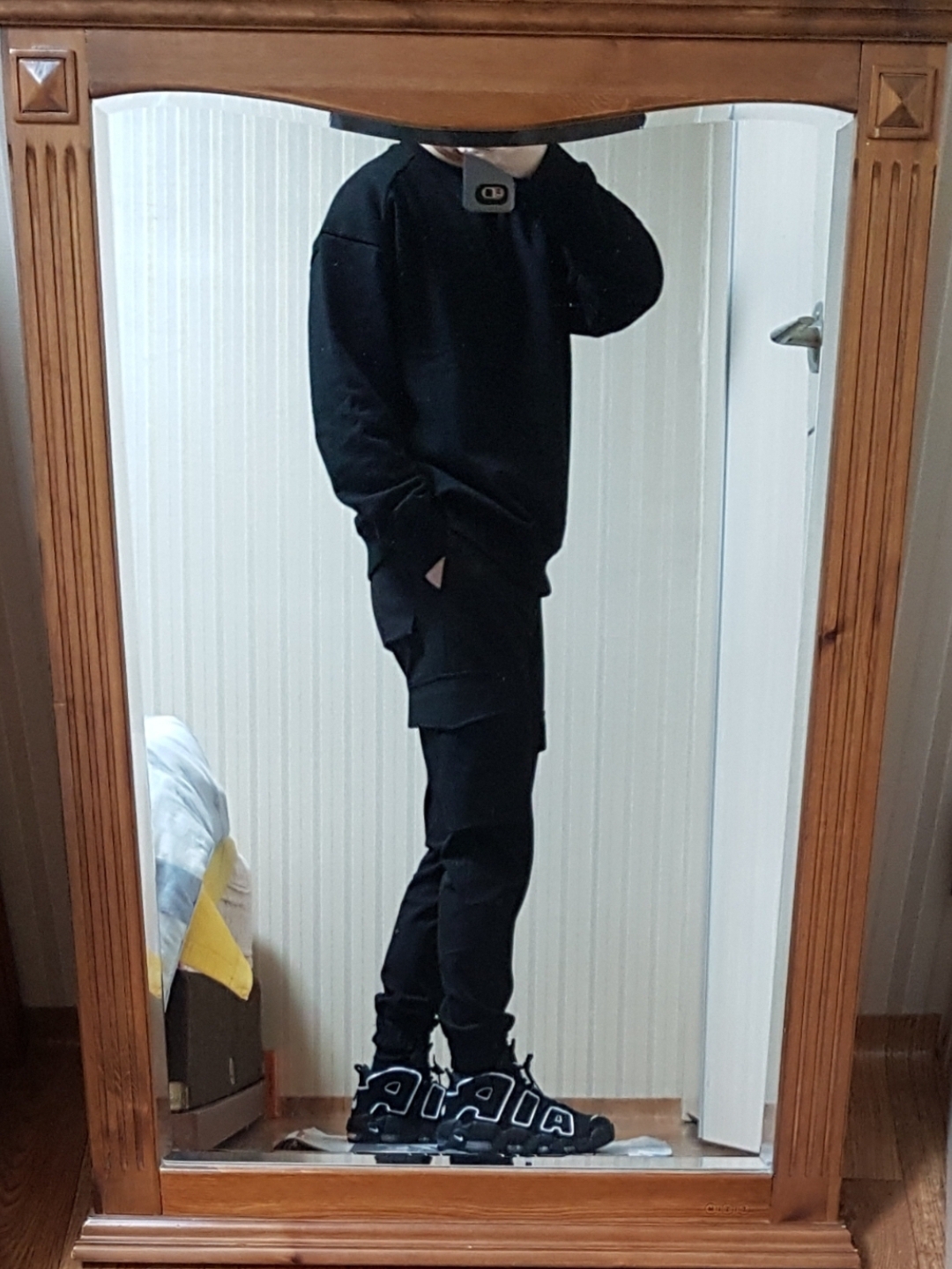 Nike Air More Uptempo Black White 2020 착용 스타일