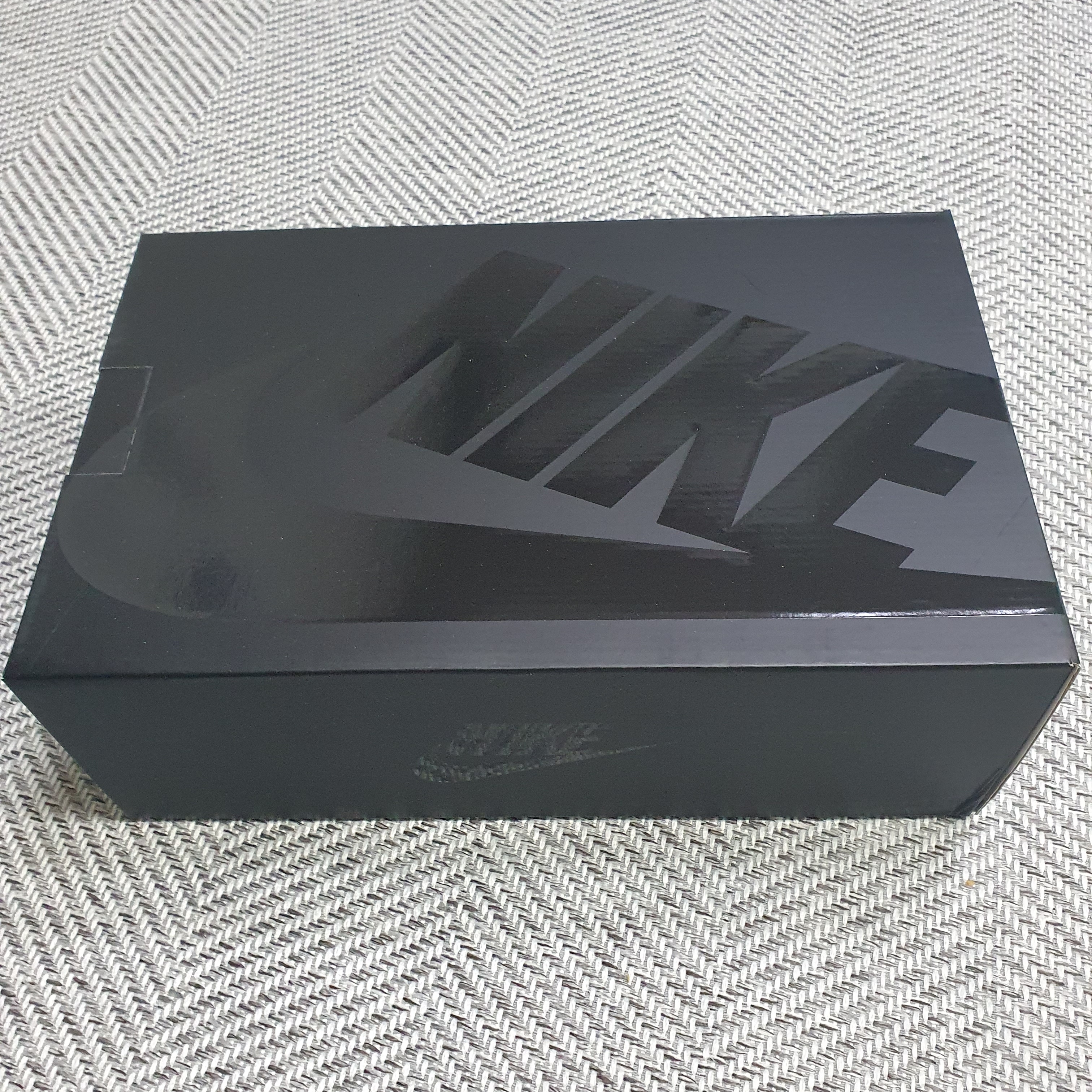 Nike Air Max 90 NRG Bacon 착용 스타일 - 3